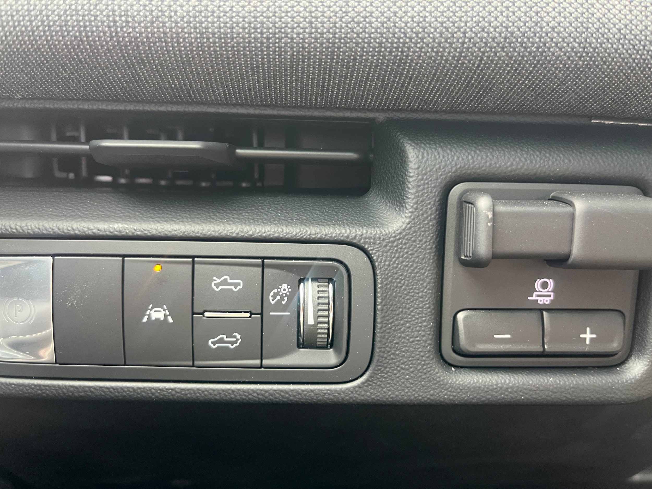 2026 GMC Sierra EV Elevation - Photo 17