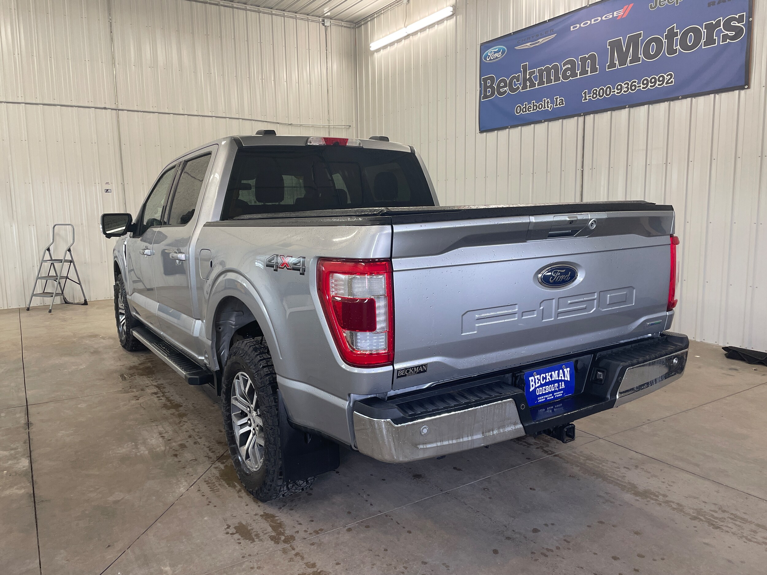 2021 Ford F-150 Lariat photo 2