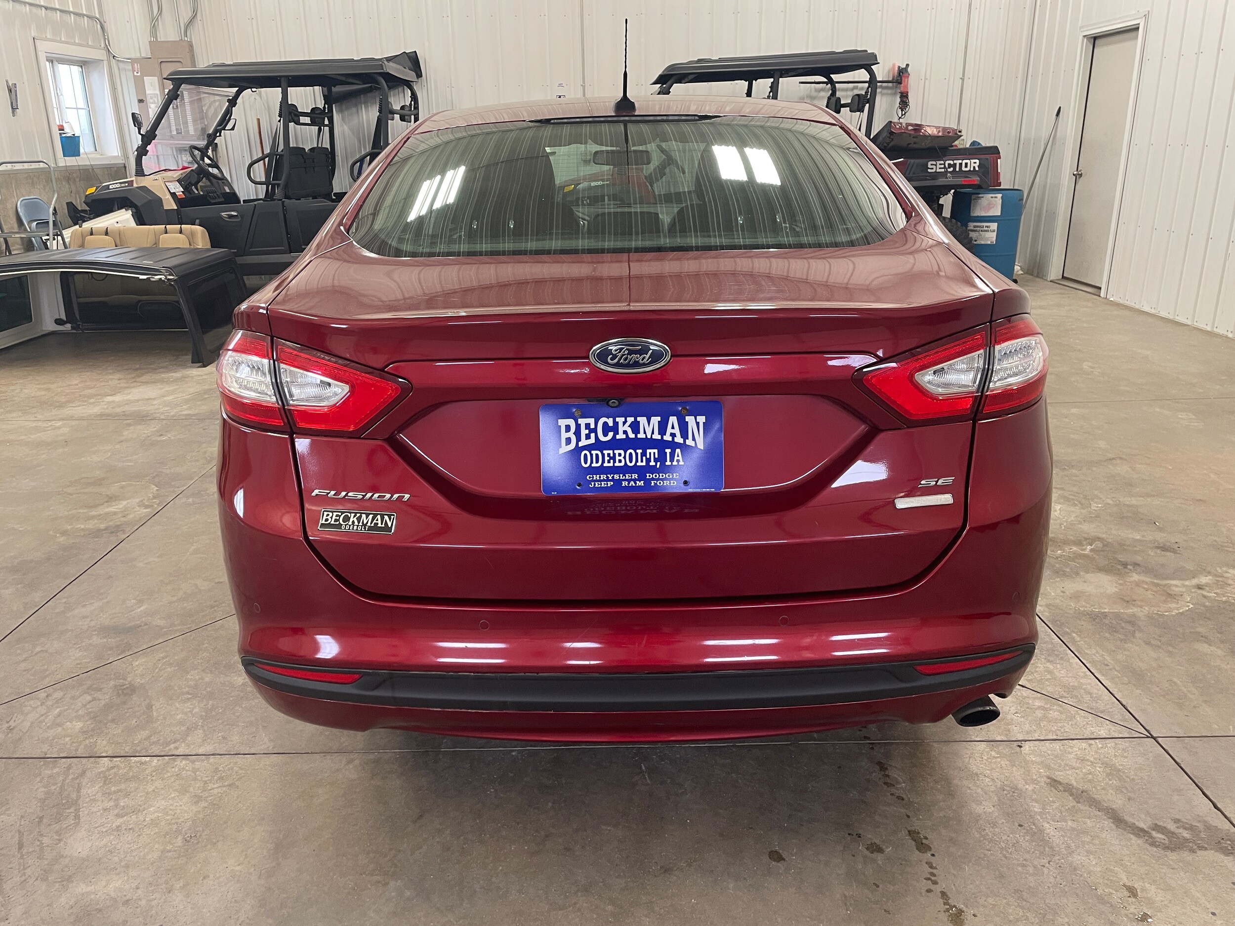 2016 Ford Fusion SE photo 4