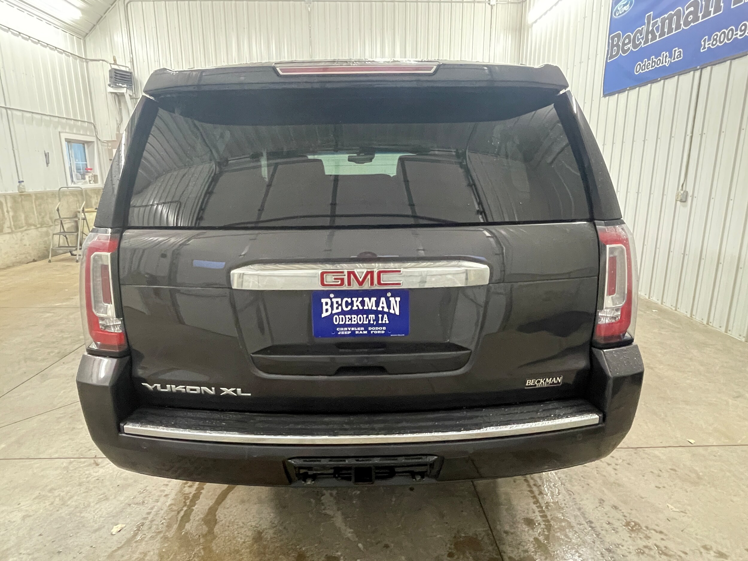 2018 Gmc Yukon XL Denali photo 2