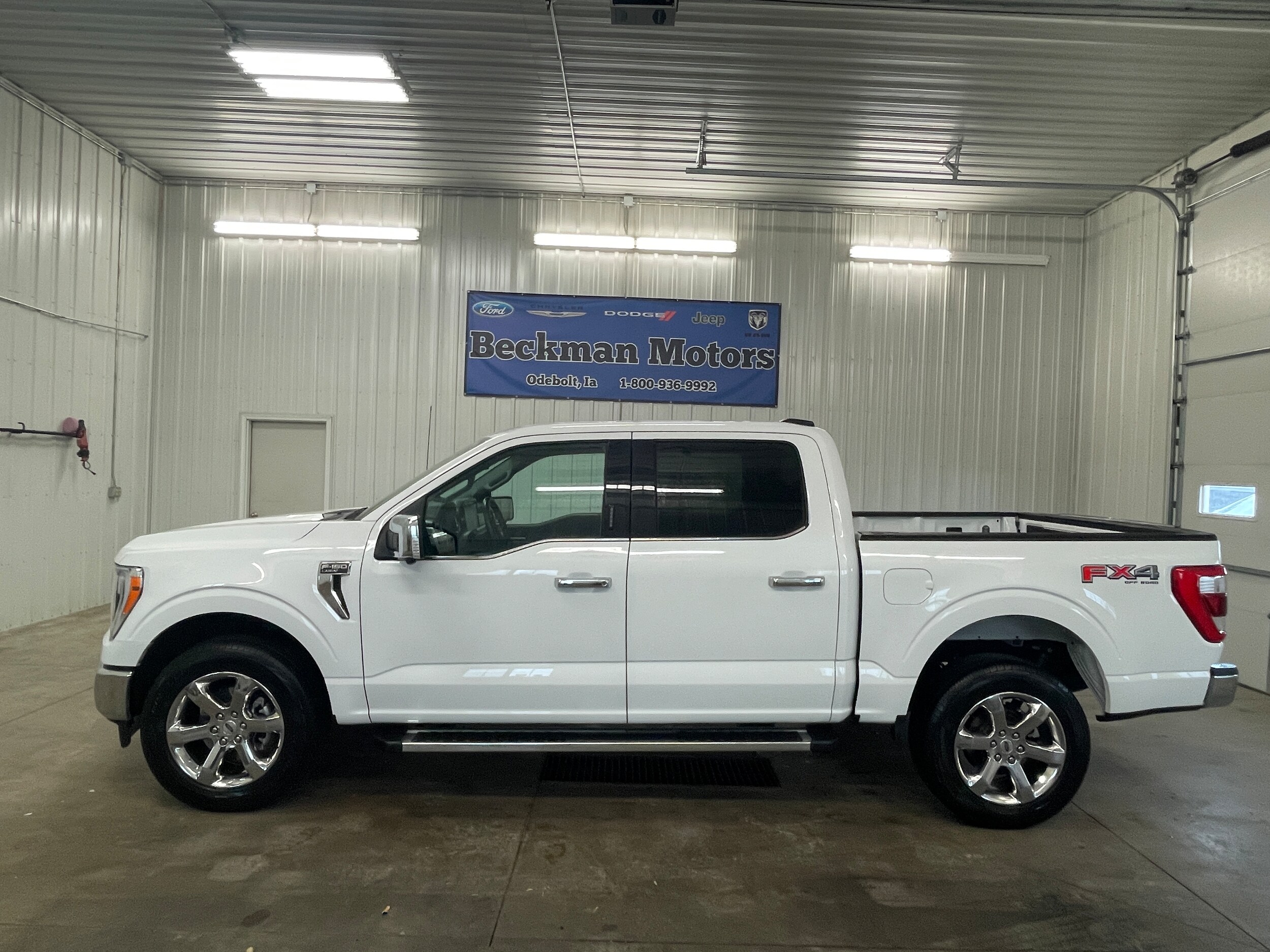2022 Ford F-150 Lariat photo 2