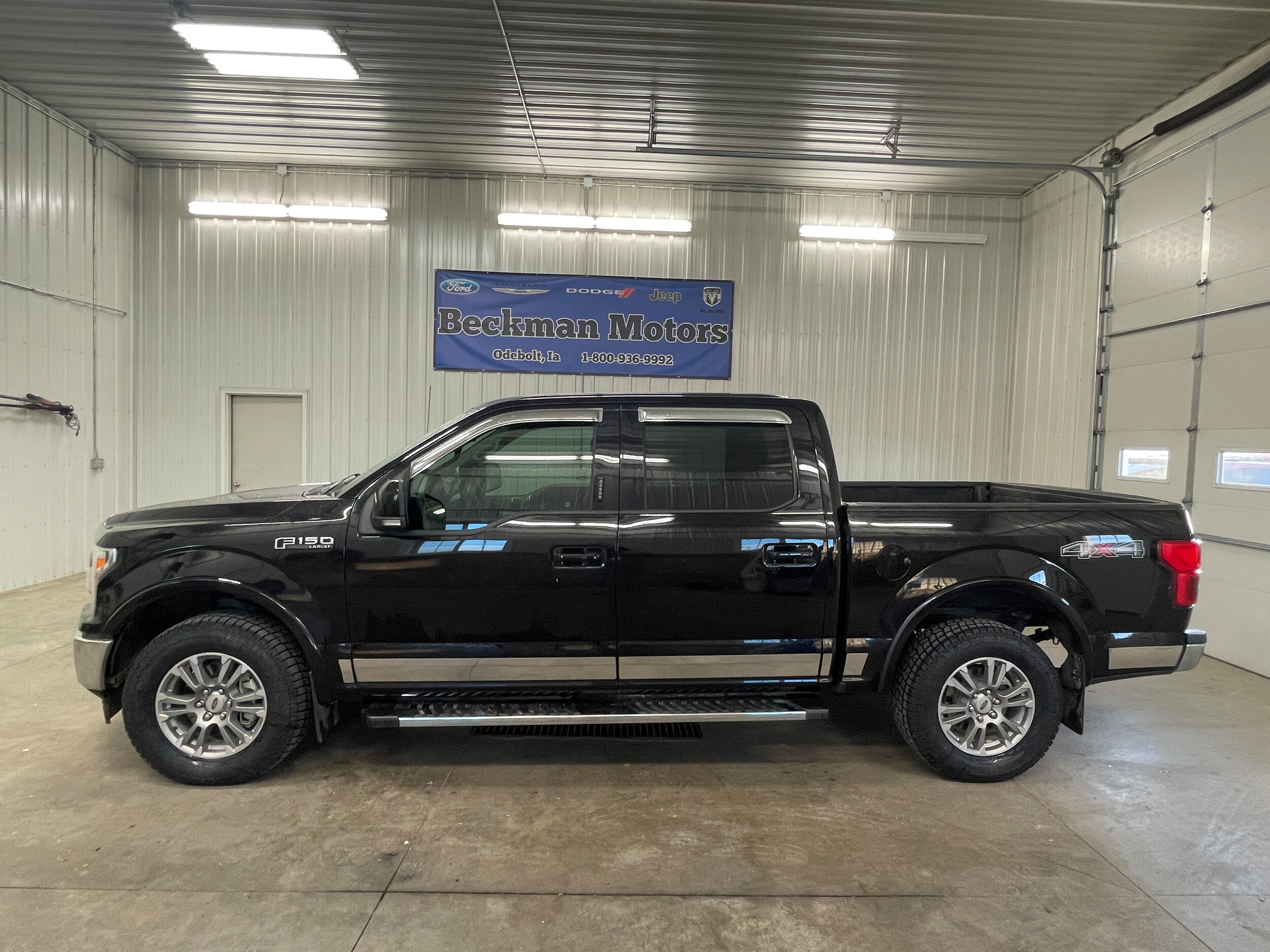 2020 Ford F-150 Lariat photo 2