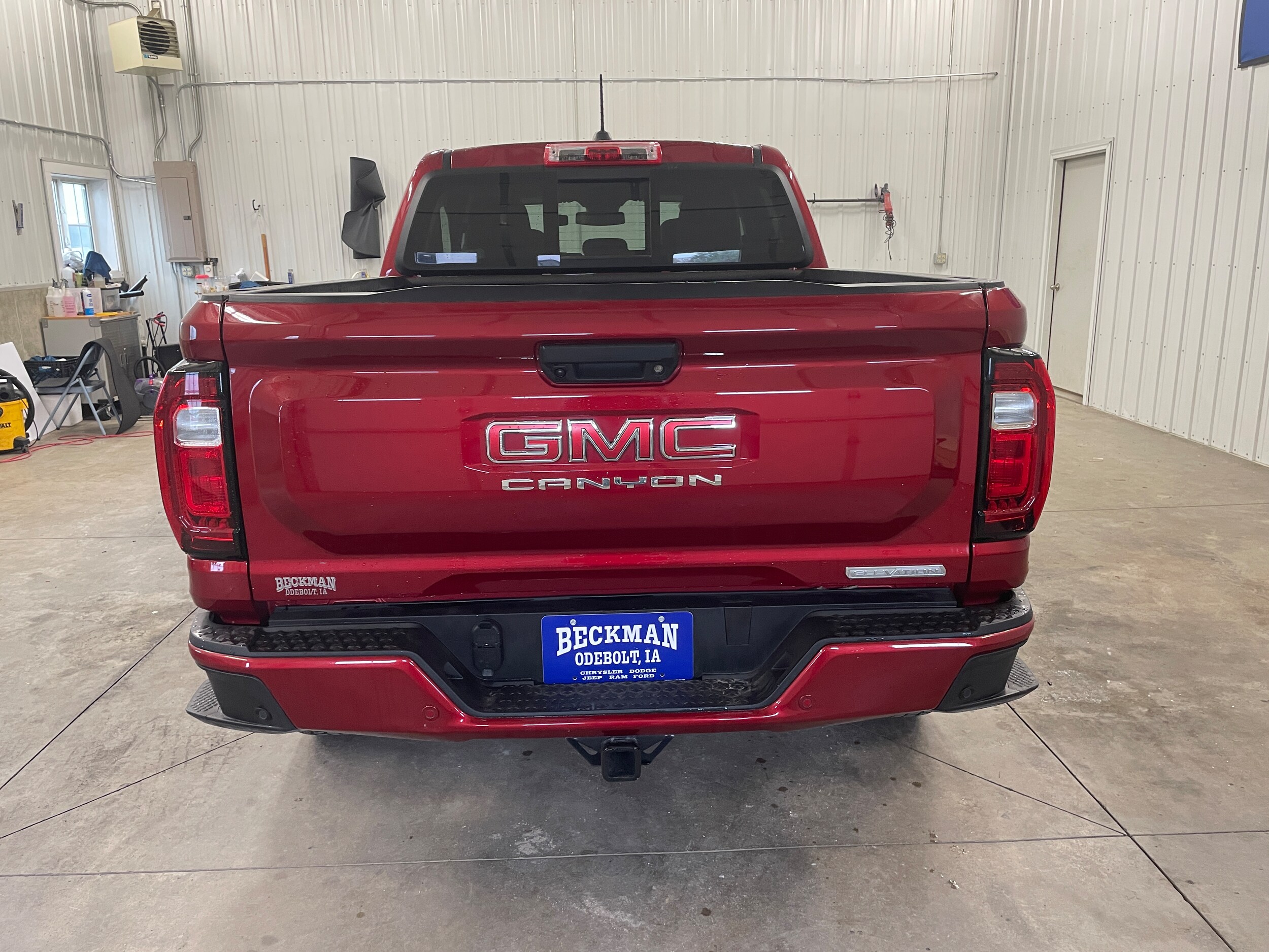 2024 Gmc Canyon Elevation photo 3