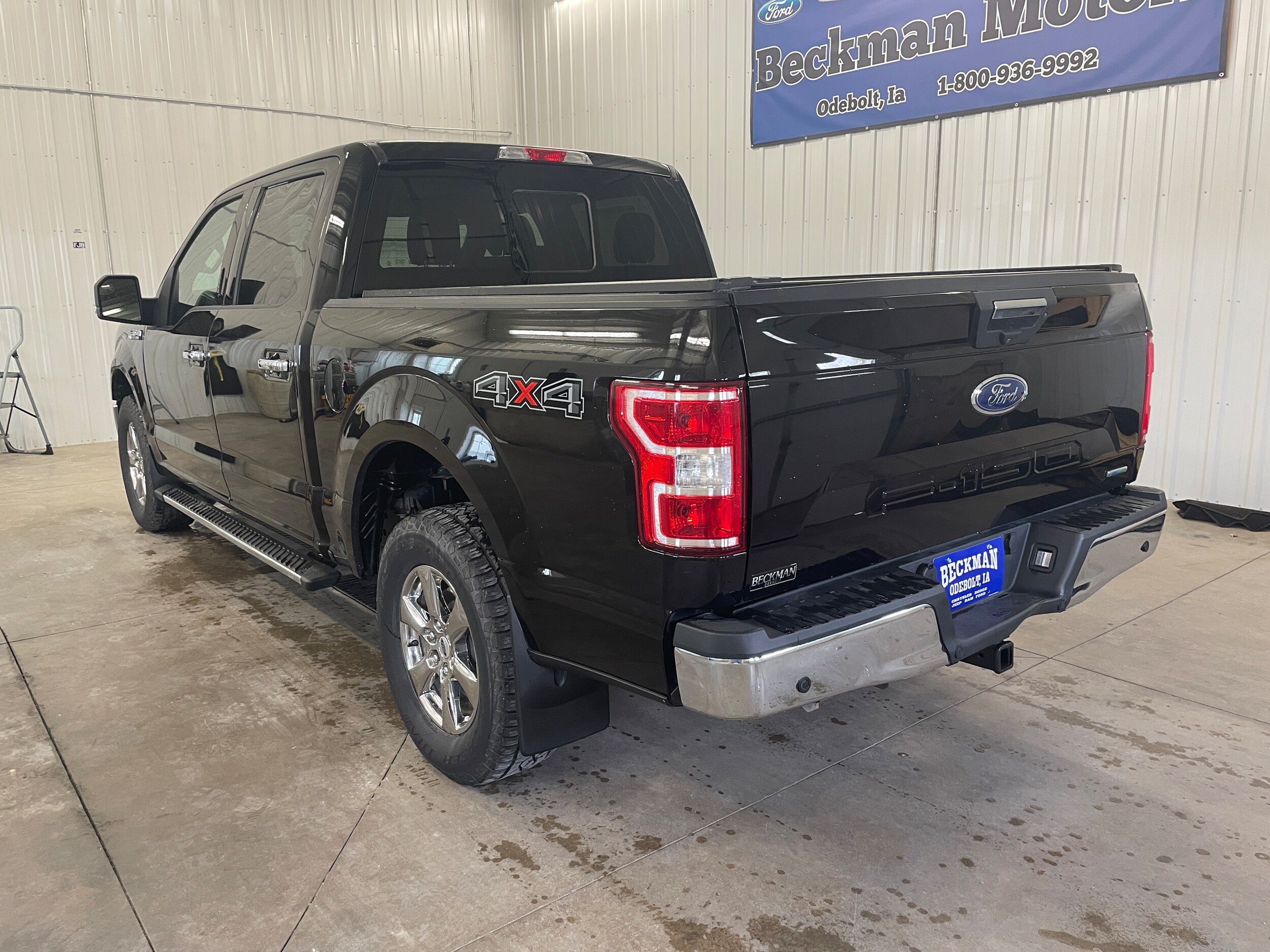 2020 Ford F-150 XLT photo 2