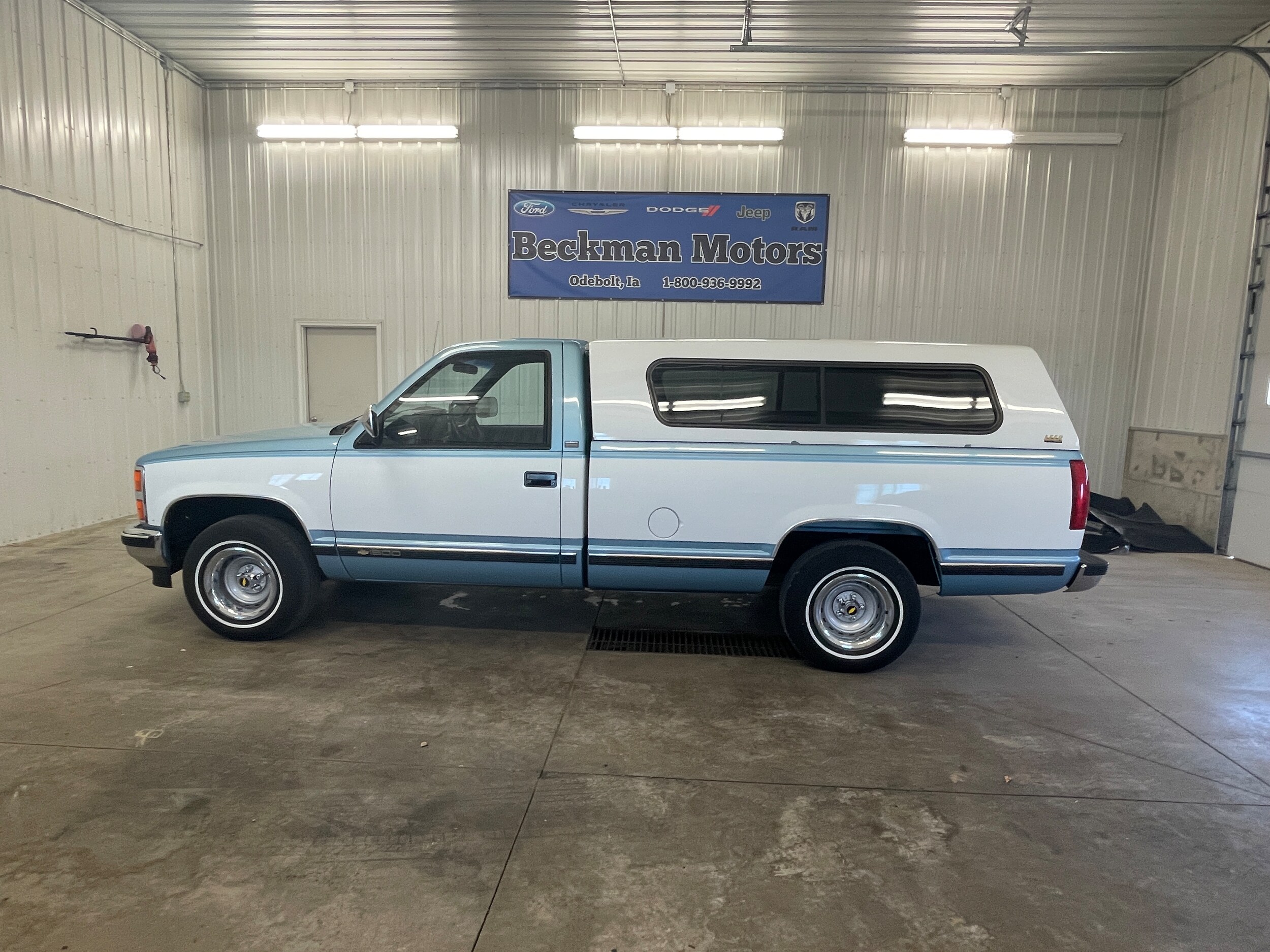 1991 Chevrolet Silverado photo 2