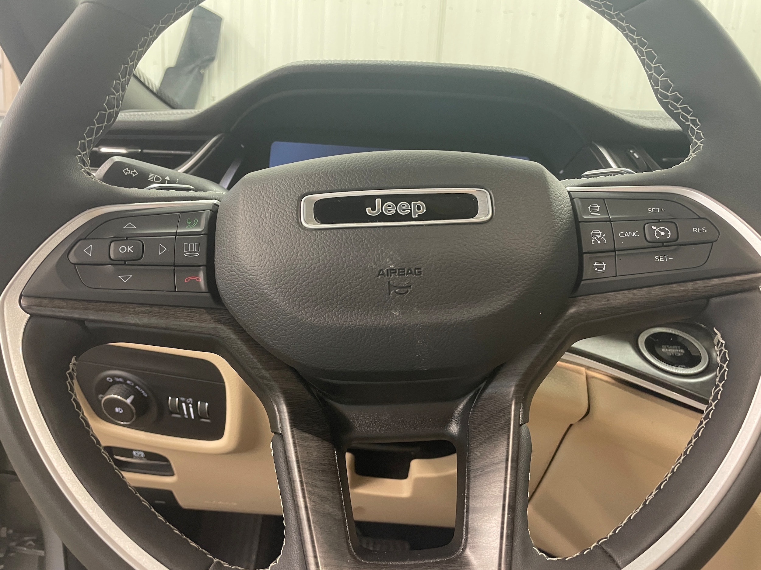 2024 Jeep Grand Cherokee Limited - Photo 16