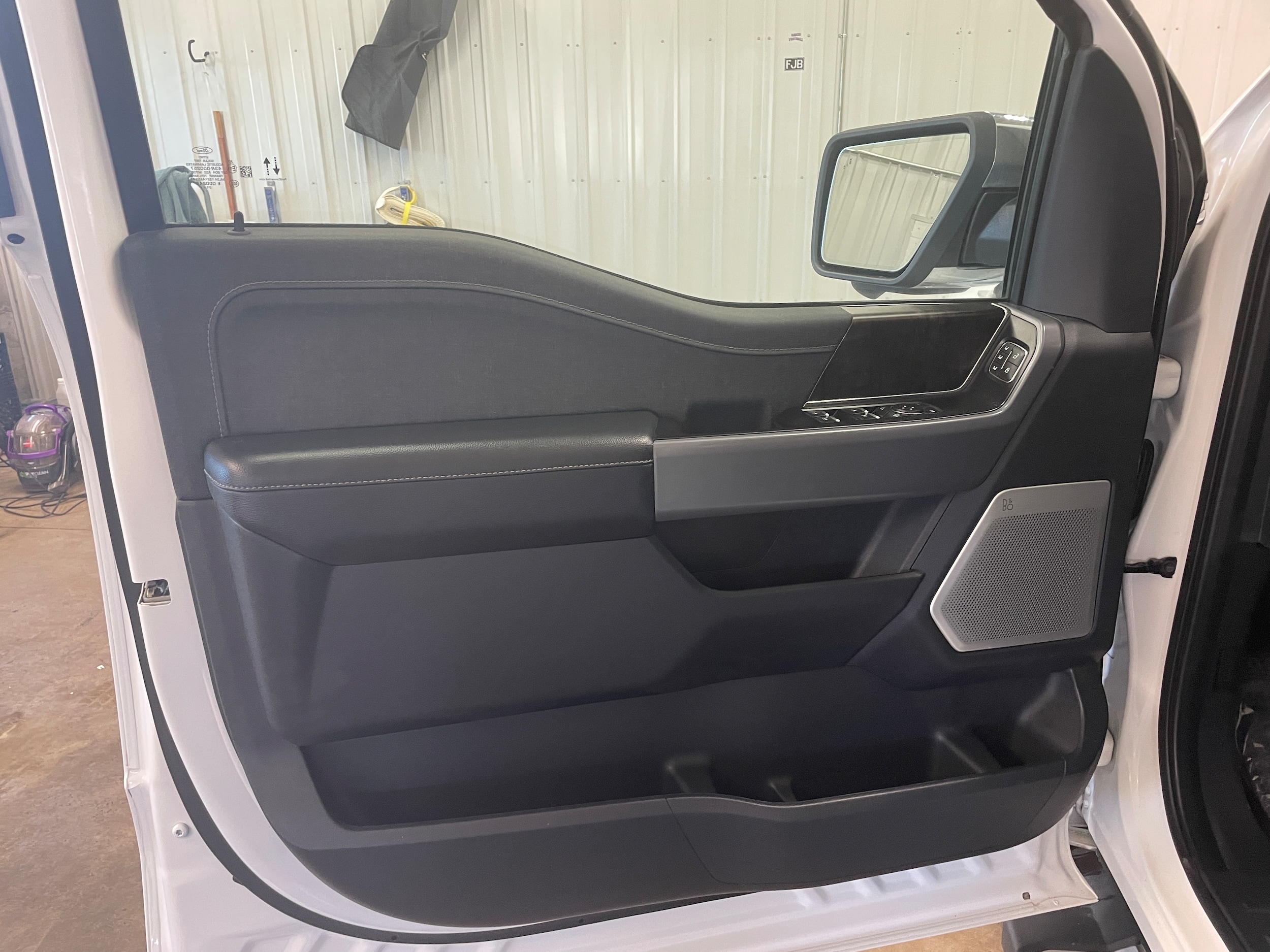 2022 Ford F-150 Lariat - Photo 10