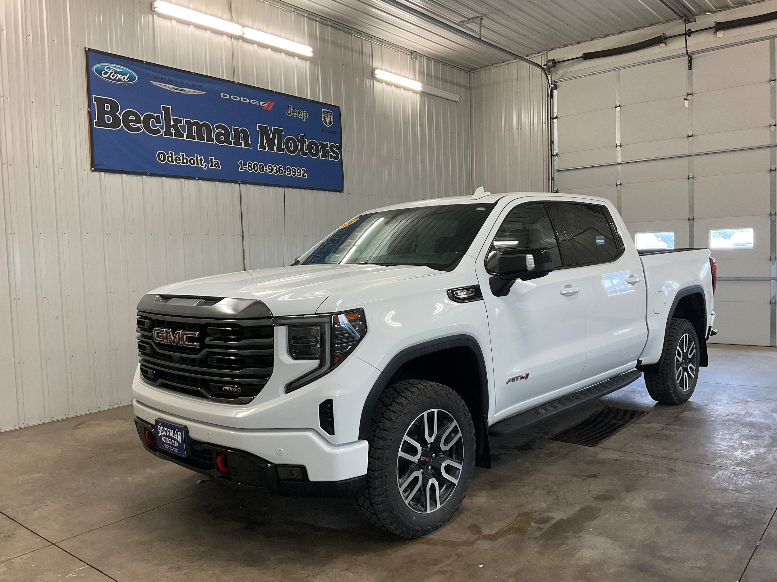 2024 GMC Sierra 1500 AT4
