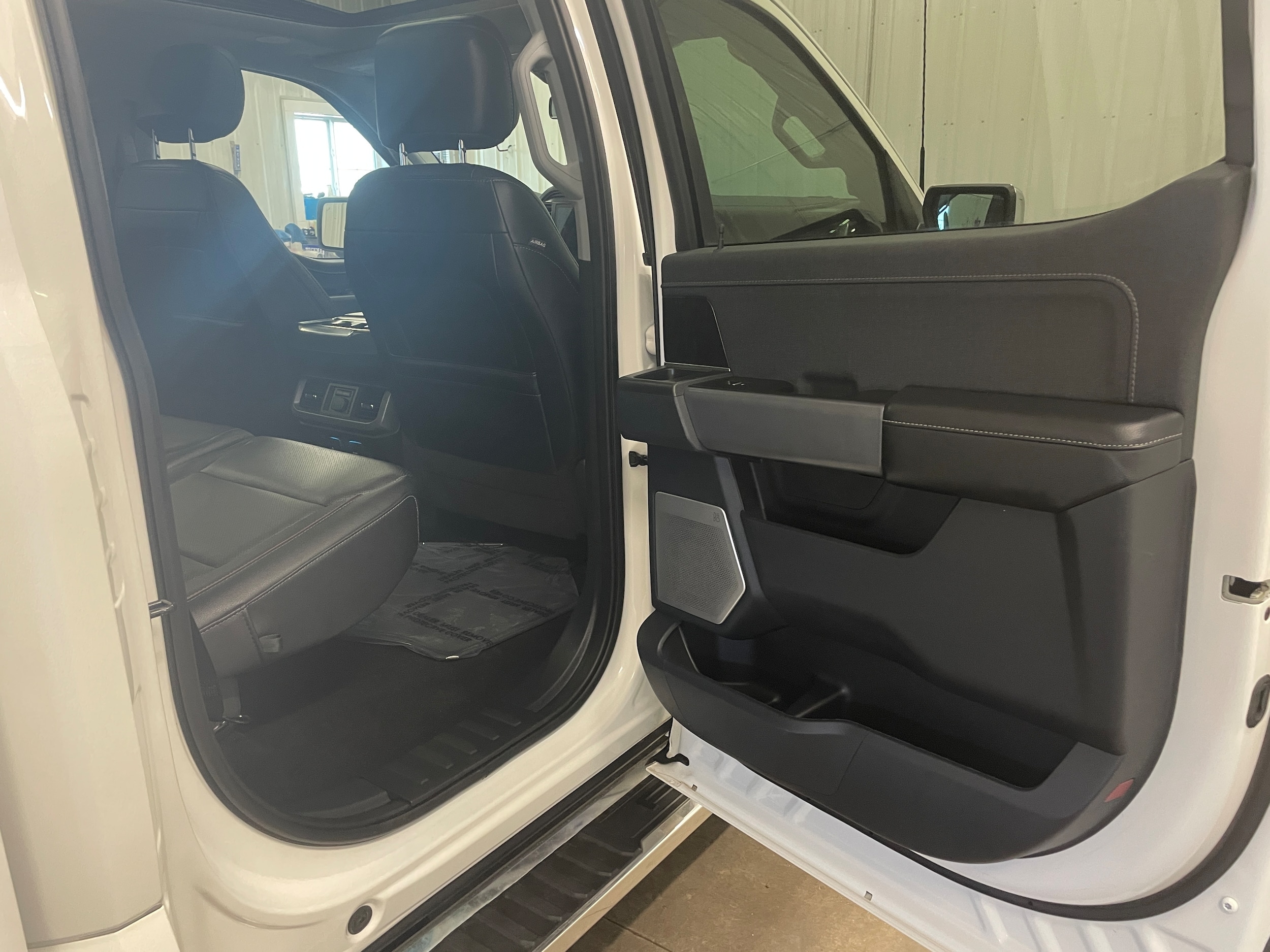 2022 Ford F-150 Lariat - Photo 27
