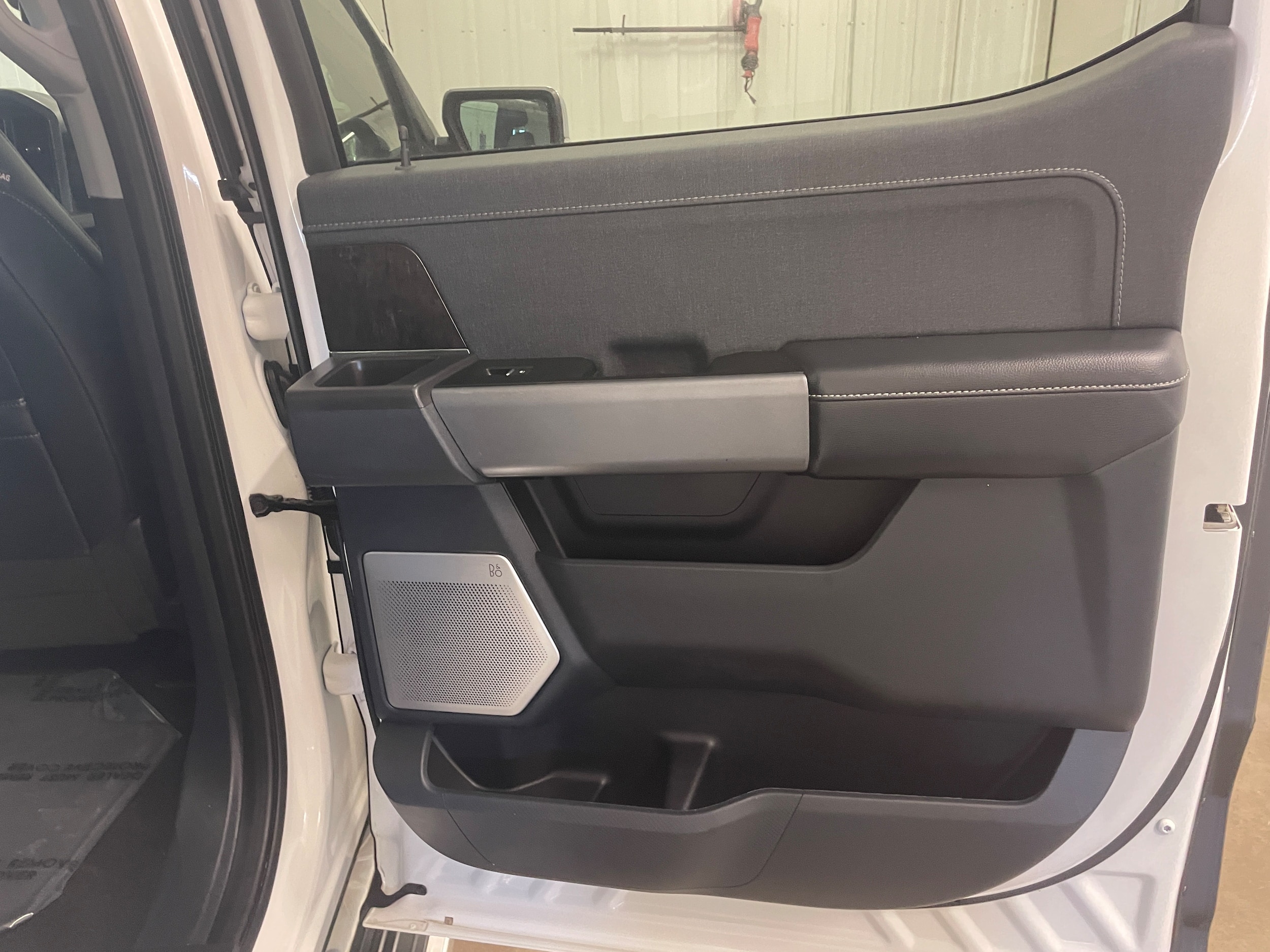 2022 Ford F-150 Lariat - Photo 28