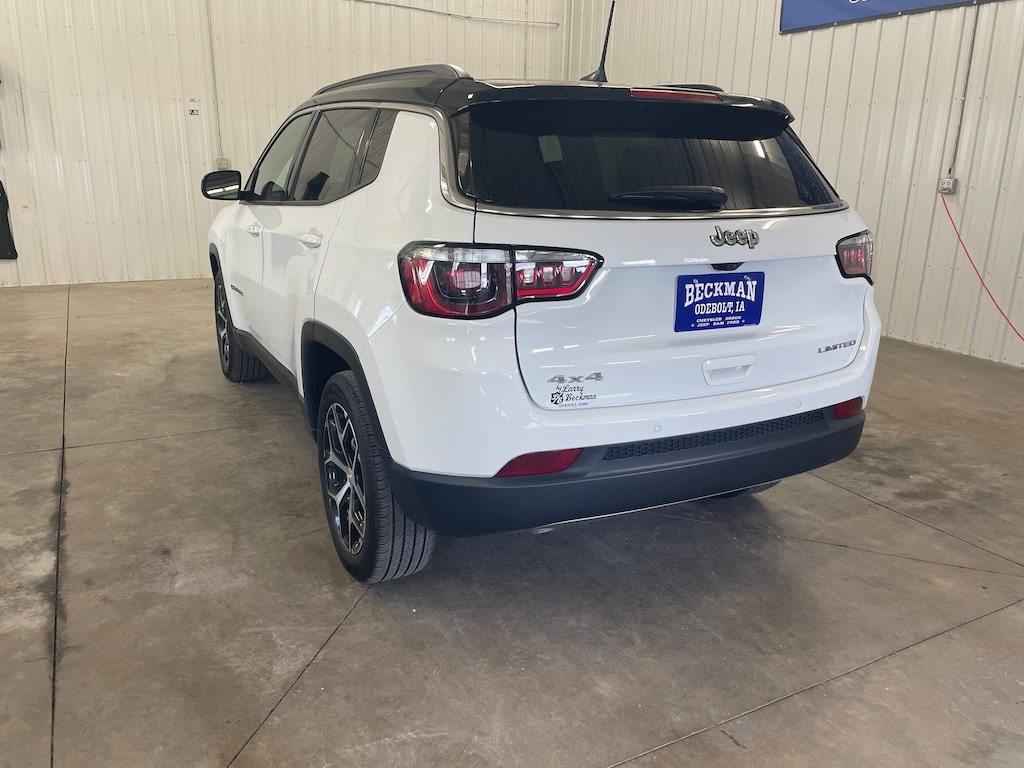 Used 2024 Jeep Compass Limited SUV