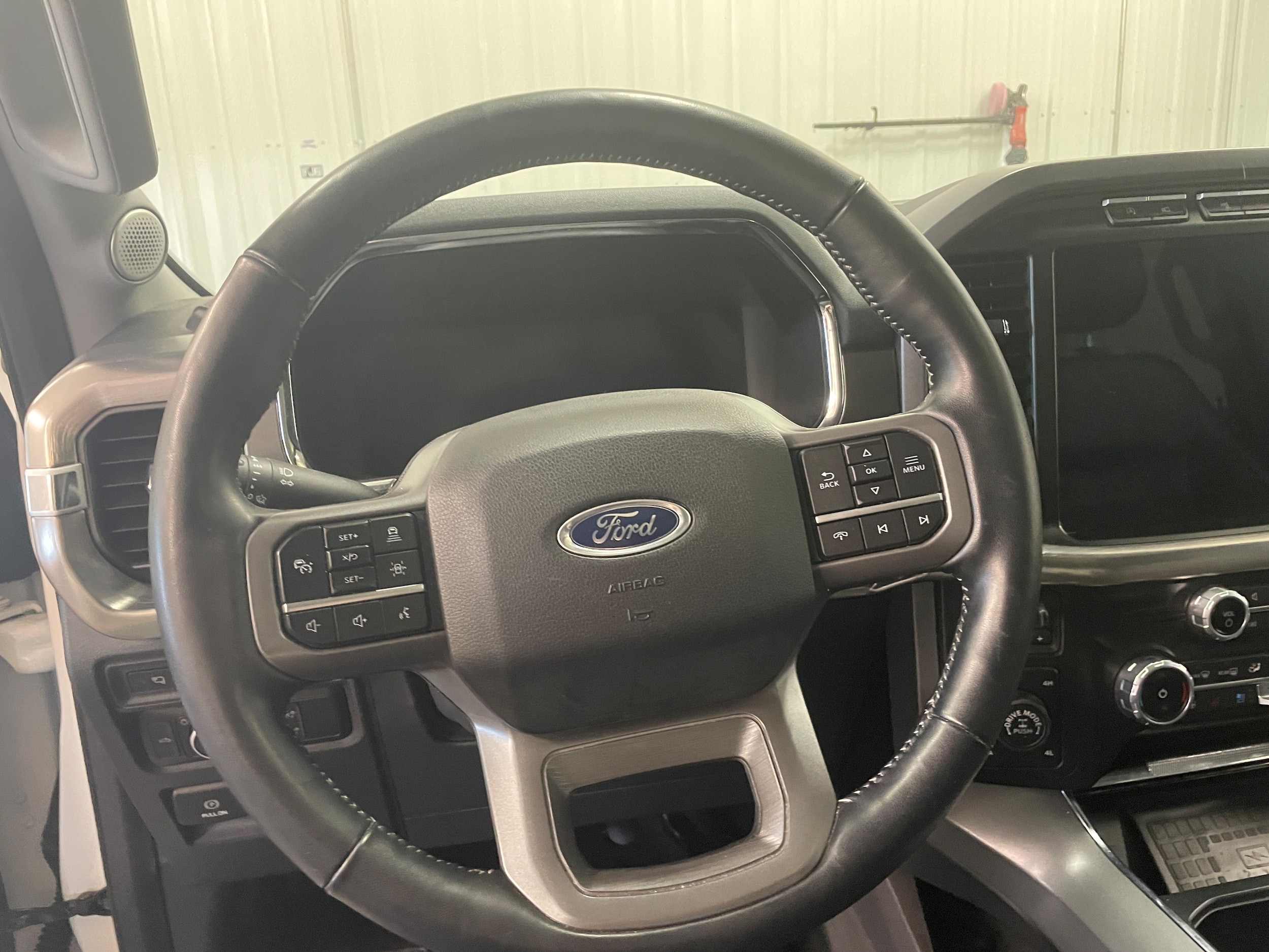 2022 Ford F-150 Lariat - Photo 15