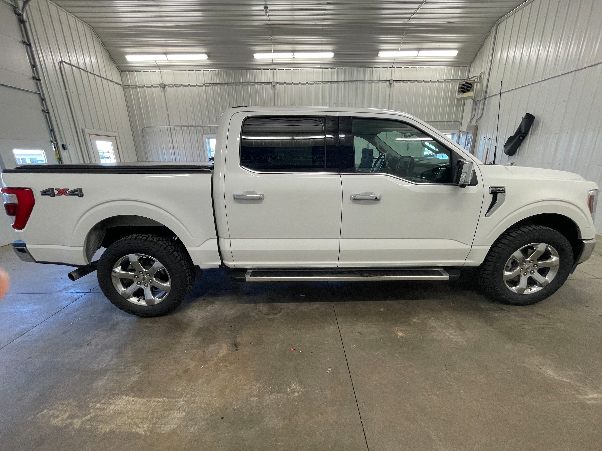 2022 Ford F-150 Lariat - Photo 6