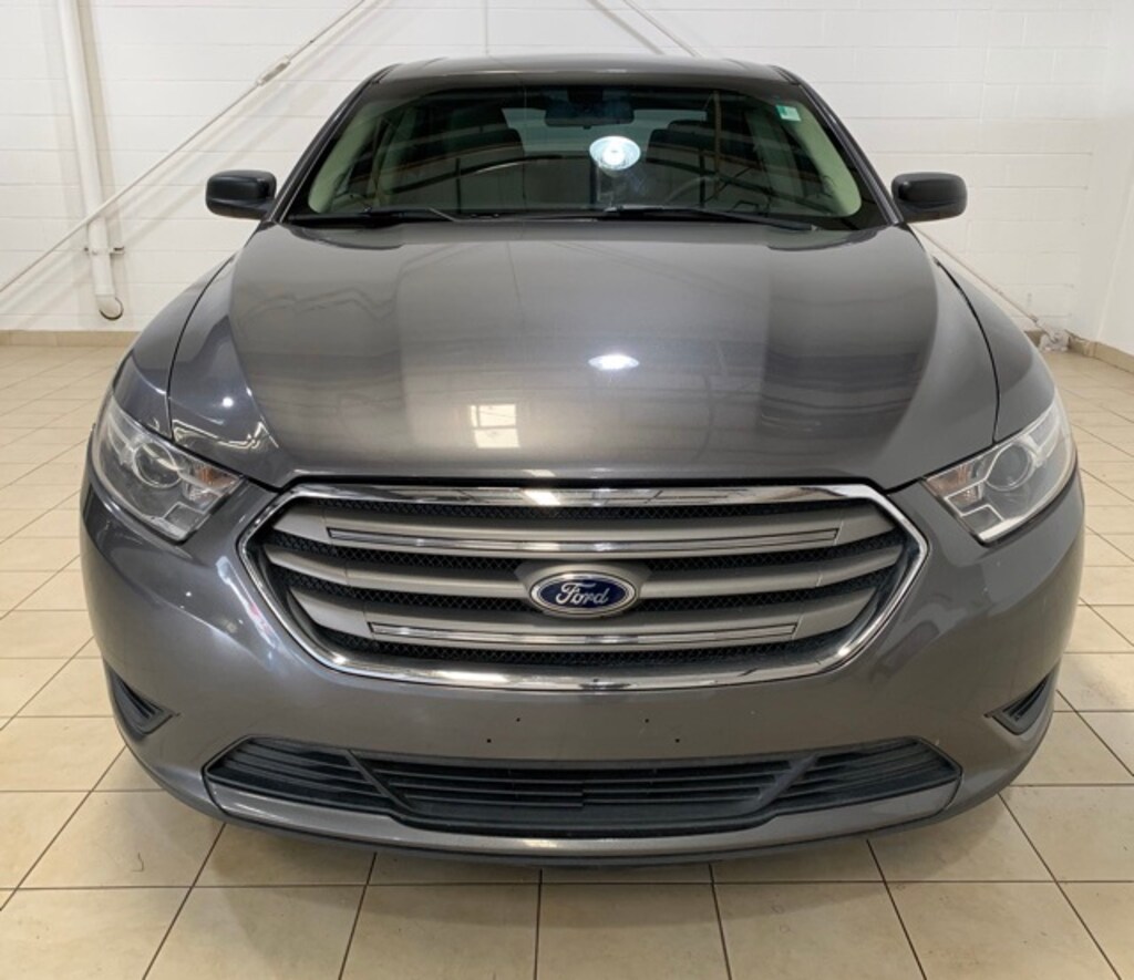 Used 2013 Ford Taurus SE Sedan