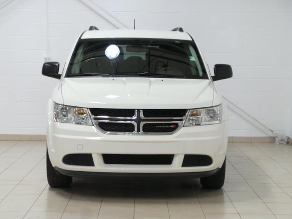 Used 2018 Dodge Journey SE SUV