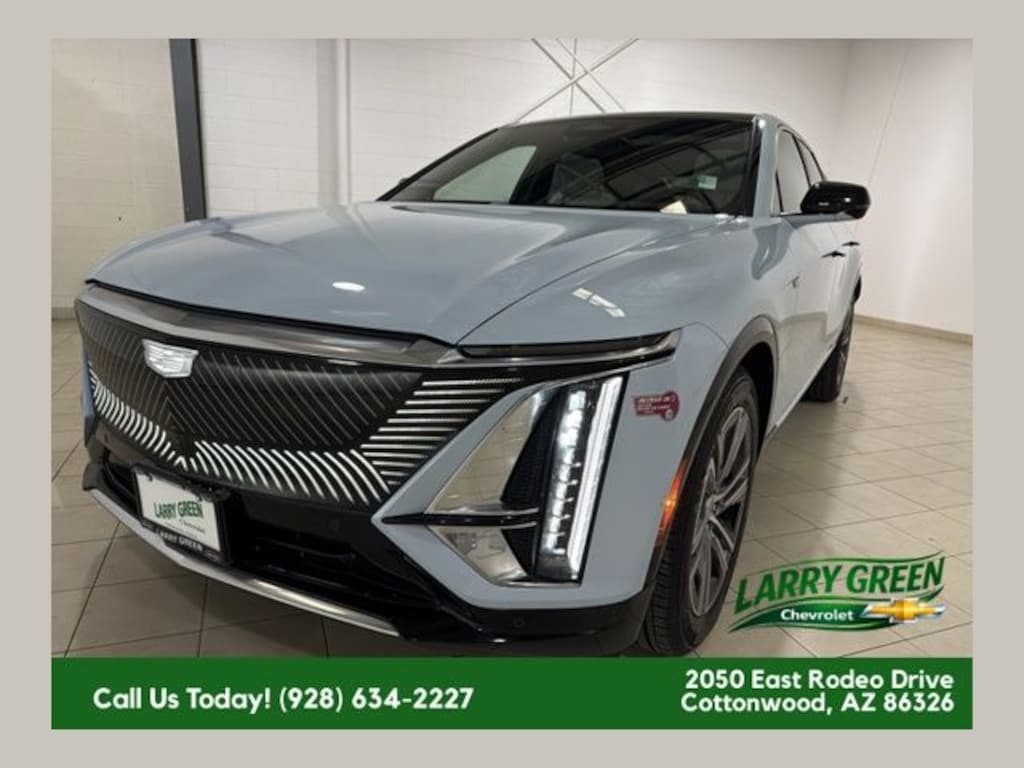 Used 2024 Cadillac Lyriq Luxury SUV