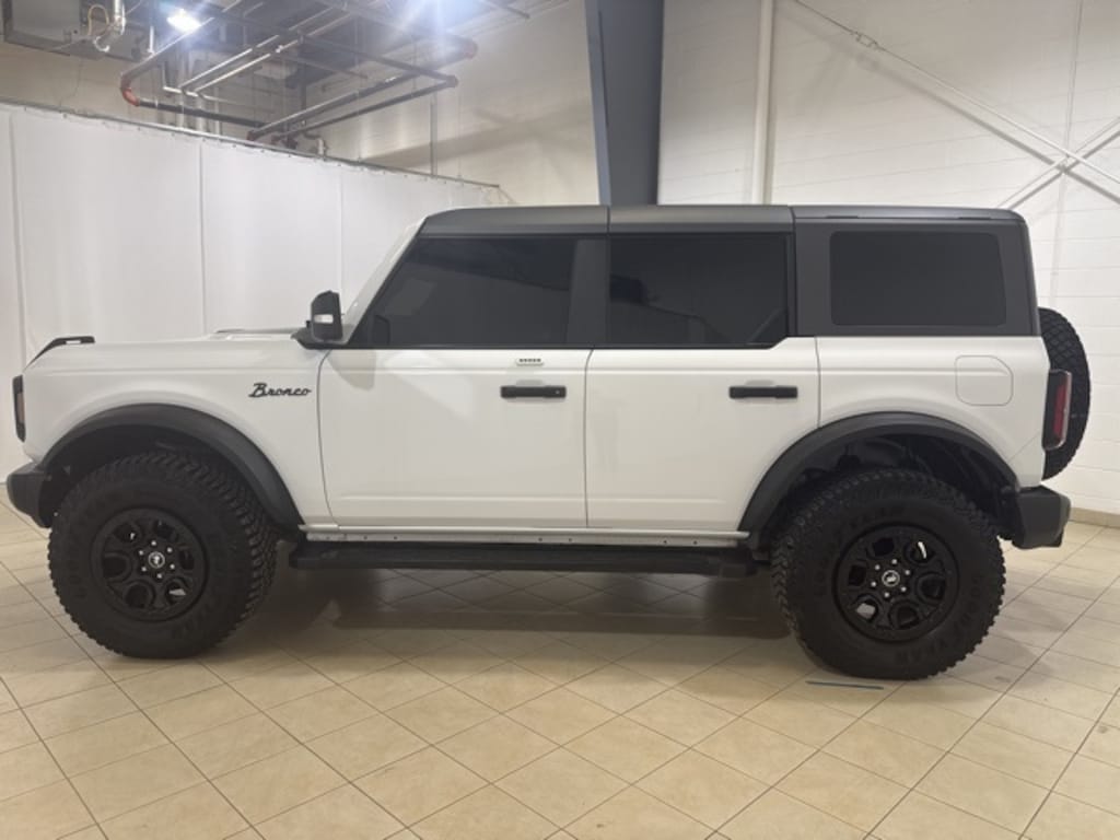 Used 2023 Ford Bronco Base SUV