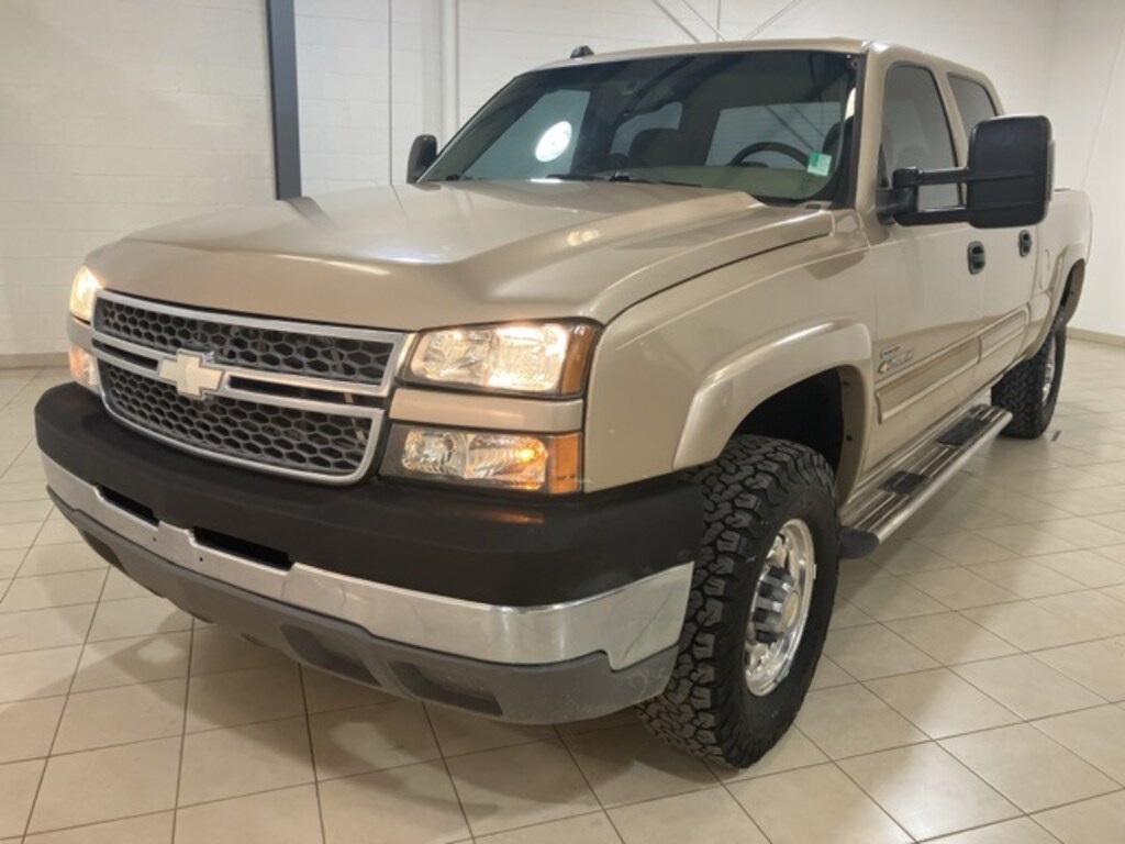 Used 2005 Chevrolet Silverado 2500HD LS Truck