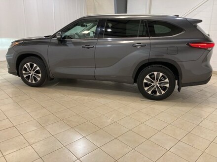 2020 Toyota Highlander XLE SUV