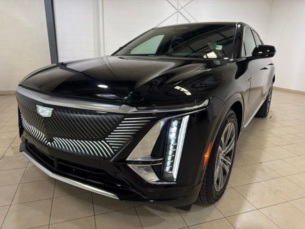 Used 2024 Cadillac Lyriq Luxury SUV