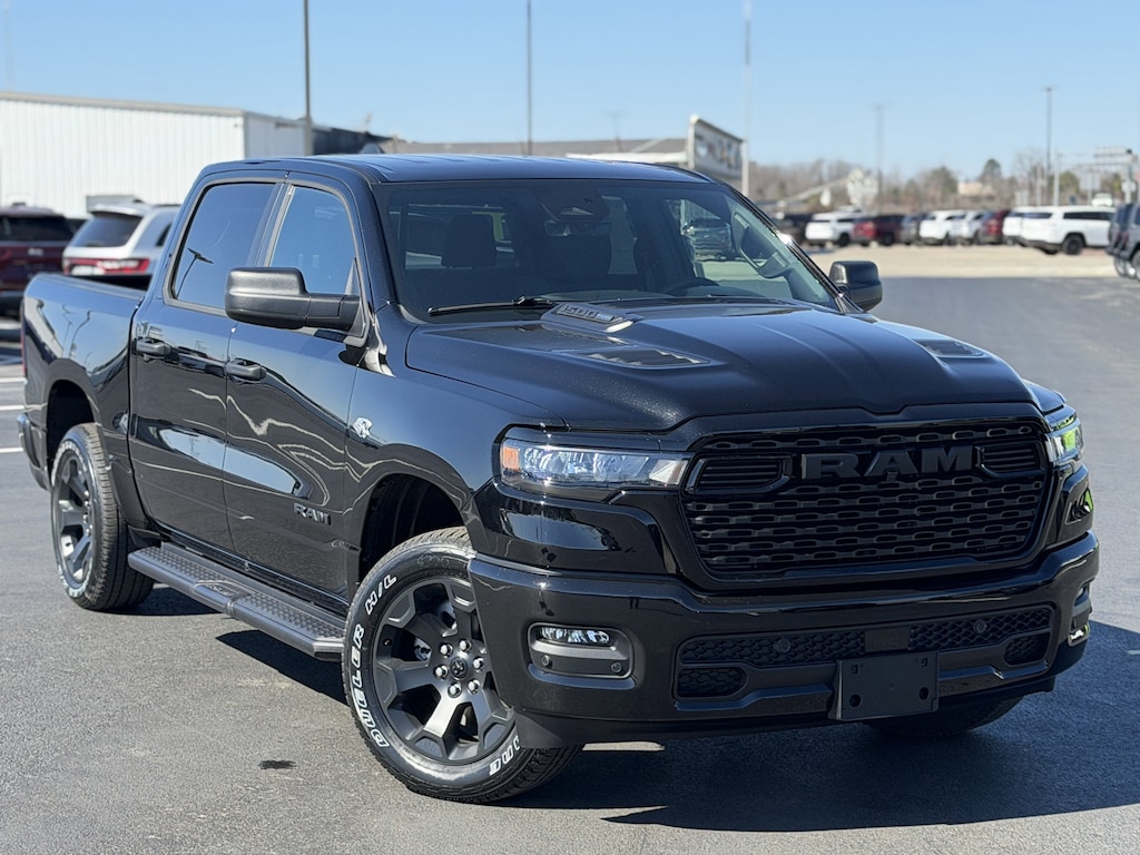 New 2026 Ram 1500 Express Pickup