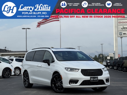 2026 Chrysler Pacifica Select Passenger Van