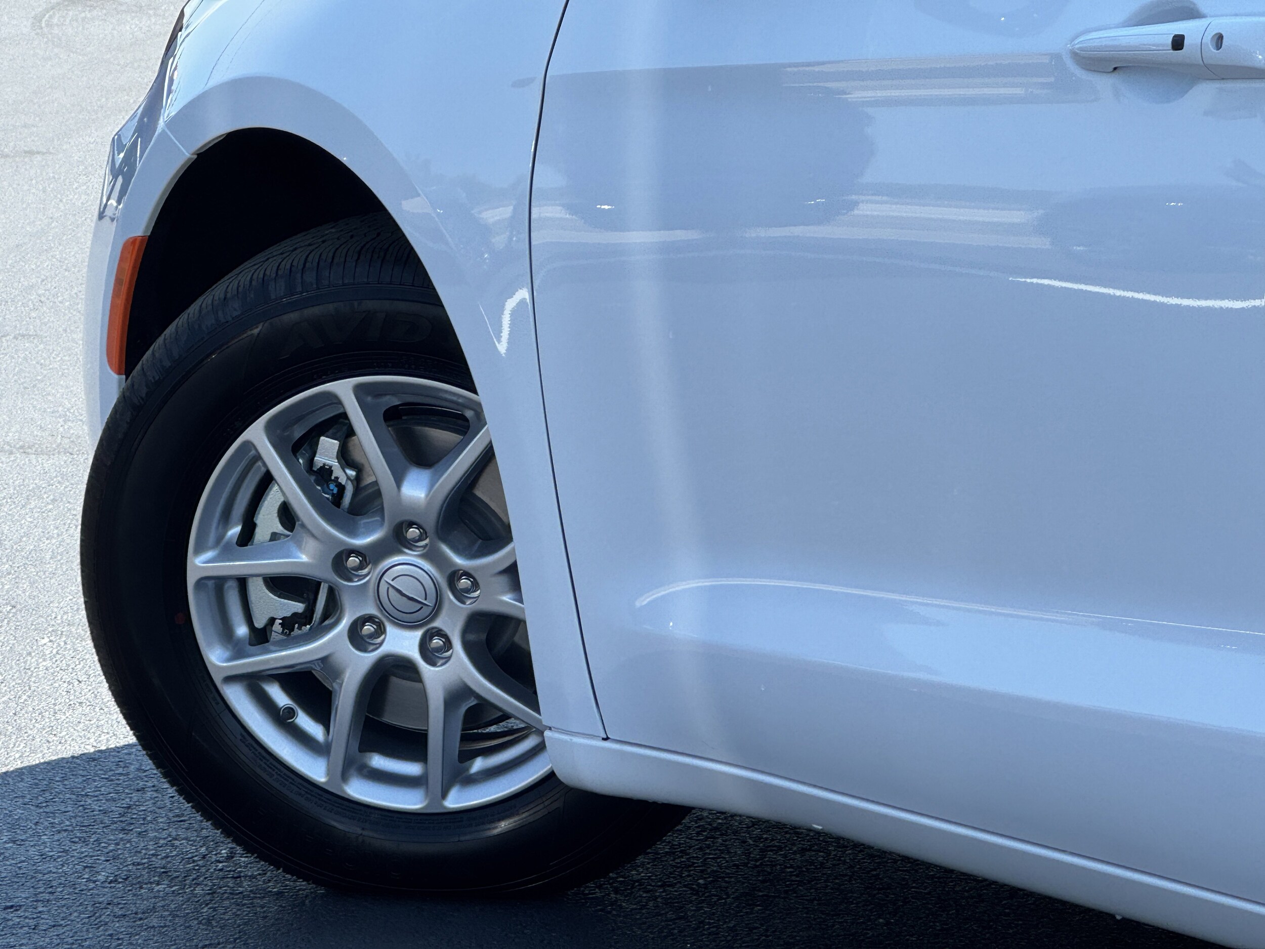 2026 Chrysler Pacifica Select - Photo 8