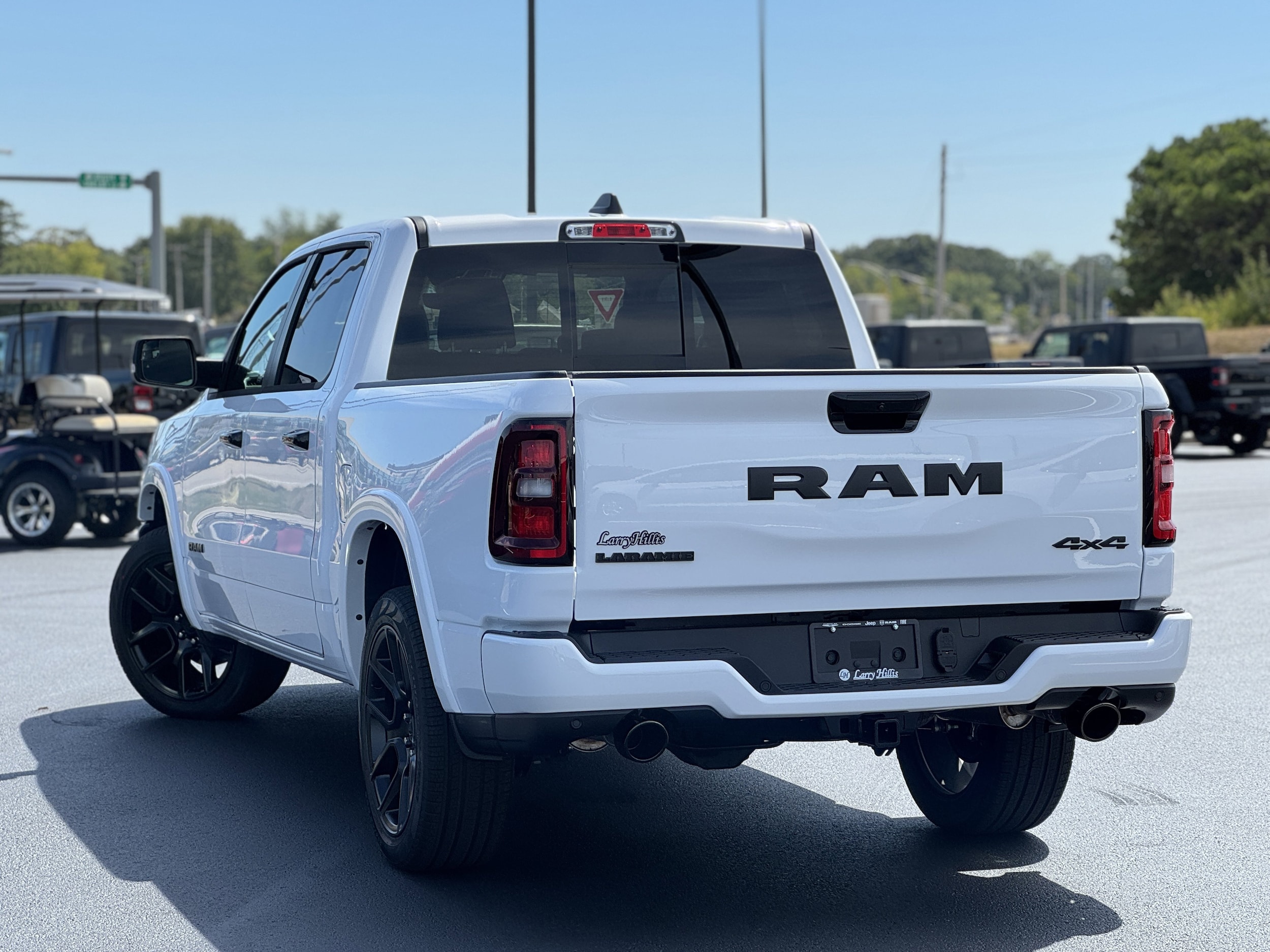 2026 RAM 1500 Laramie - Photo 6