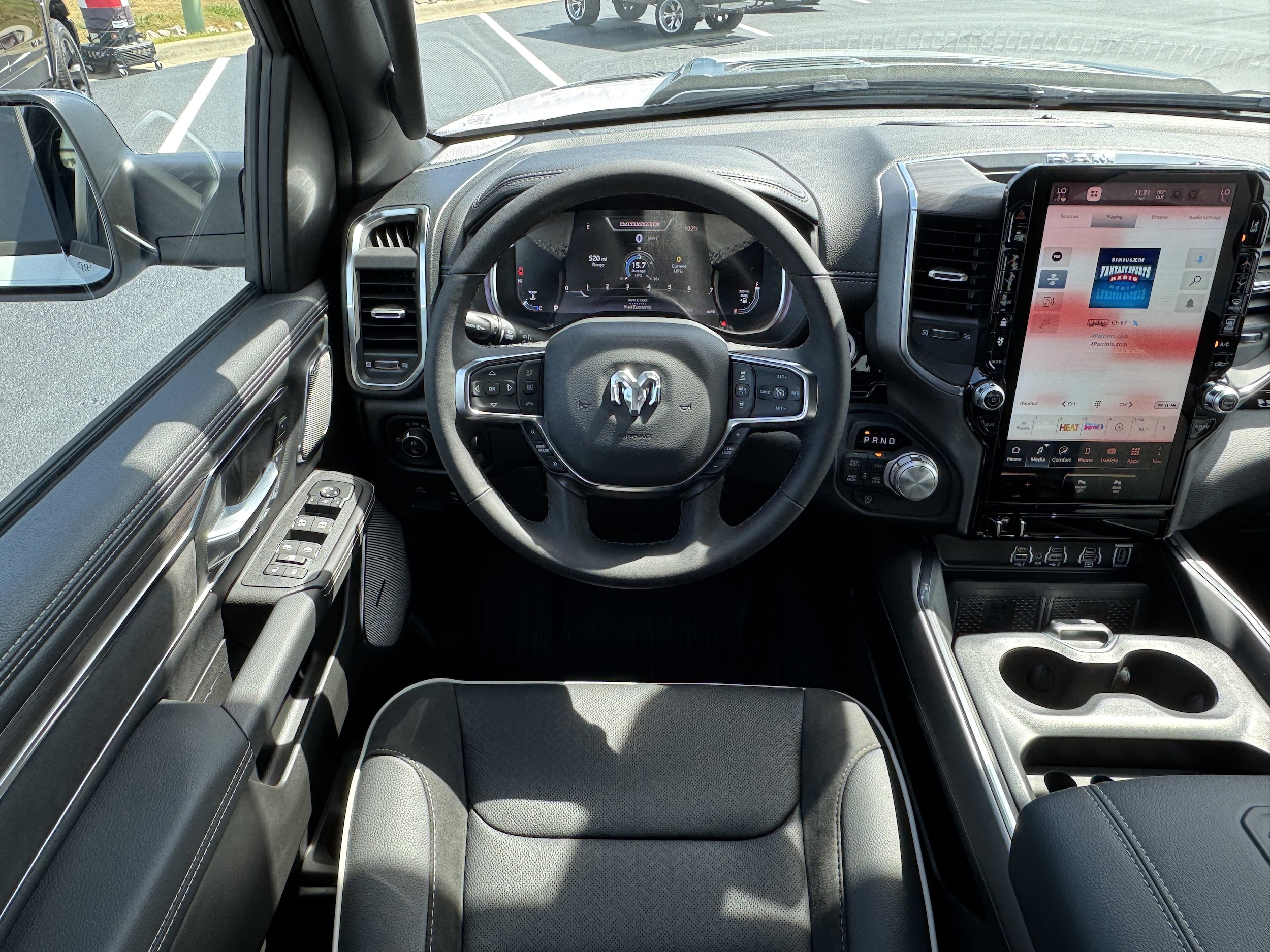 2026 RAM 1500 Laramie - Photo 14