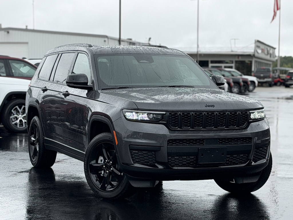 New 2025 Jeep Grand Cherokee L Altitude X Sport Utility