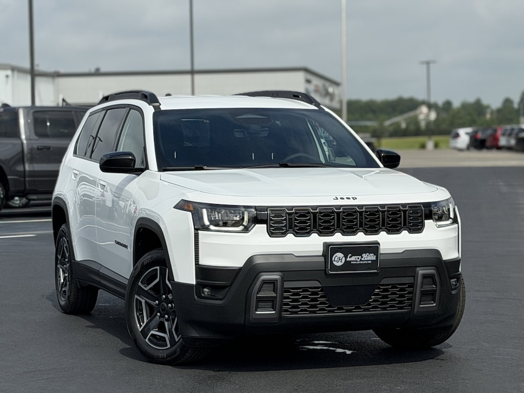 New 2026 Jeep Cherokee Laredo Sport Utility