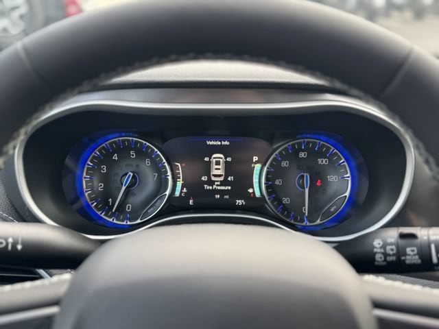 2026 Chrysler Pacifica Limited - Photo 21