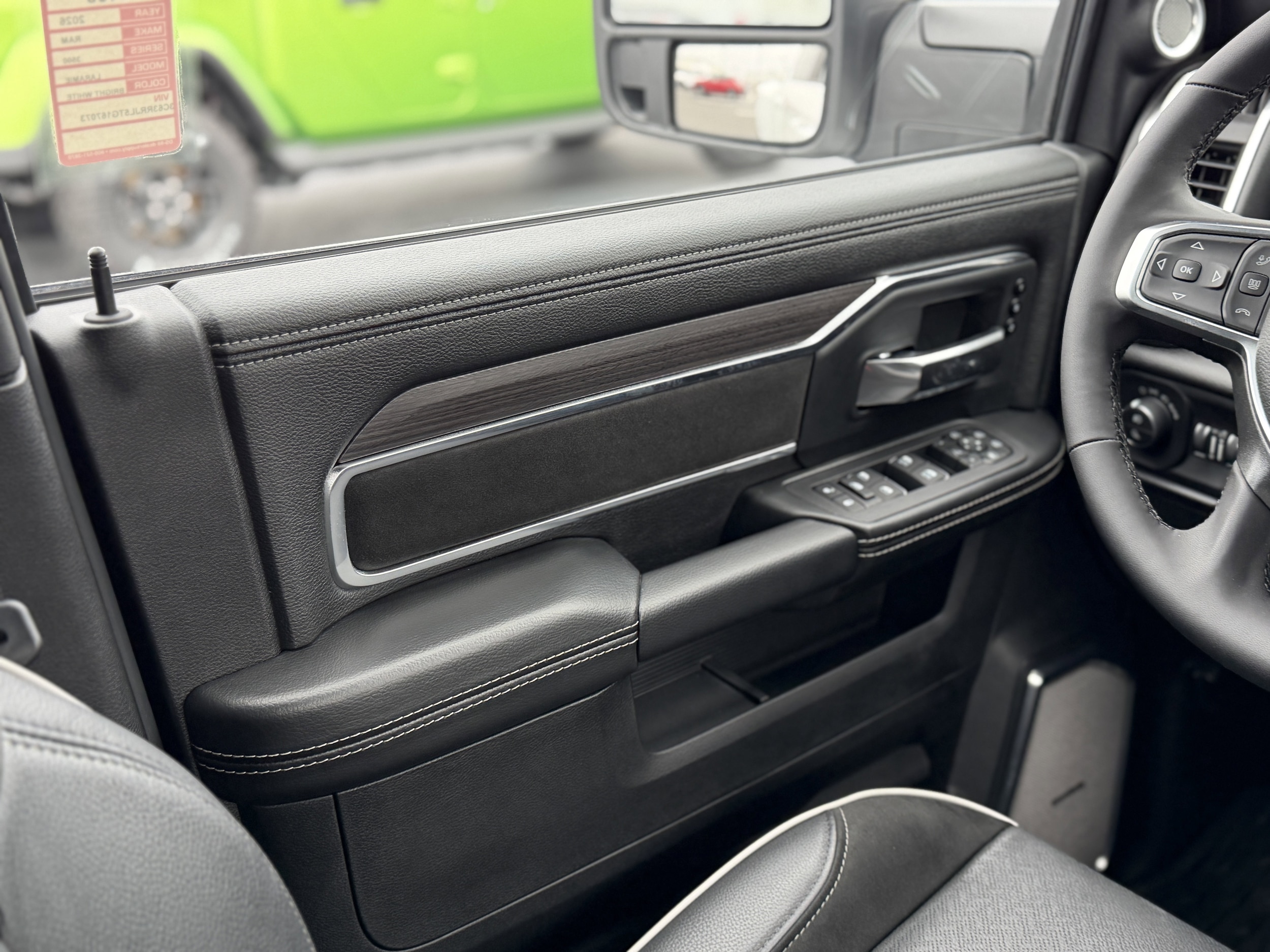 2026 RAM 3500 Laramie - Photo 16