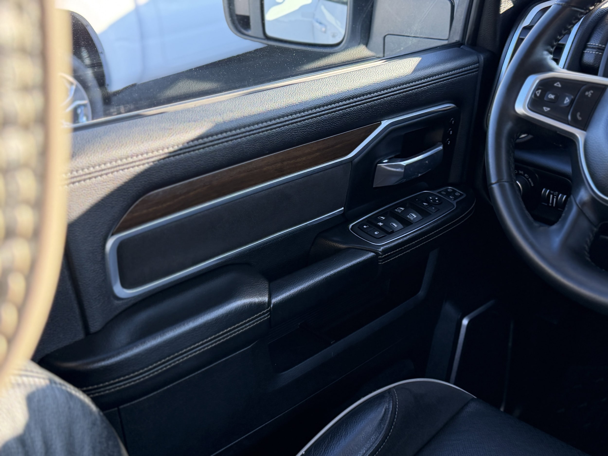 2024 RAM Ram 3500 Pickup Laramie - Photo 14