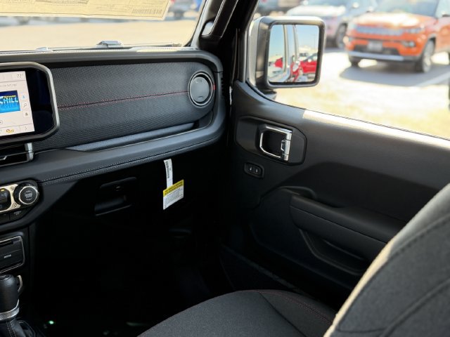 2026 Jeep Wrangler 4-Door Rubicon - Photo 17