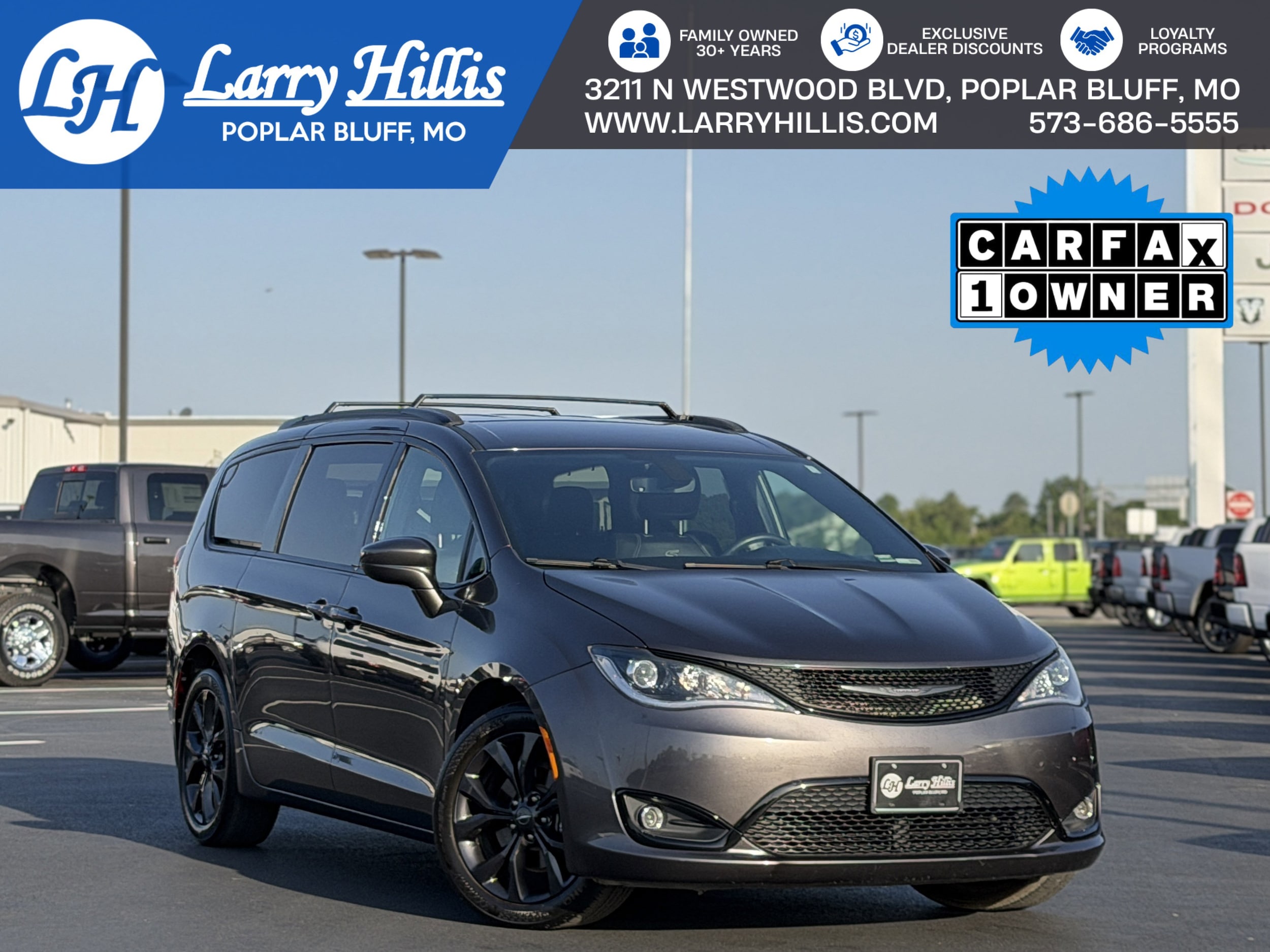2020 Chrysler Pacifica Touring L Plus's photo