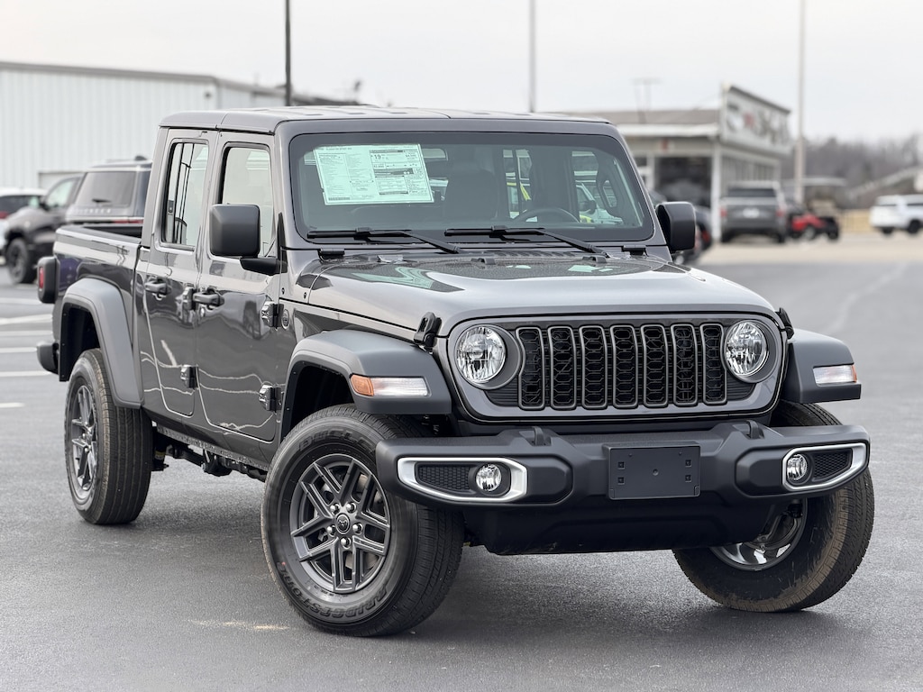 New 2026 Jeep Gladiator Sport Pickup