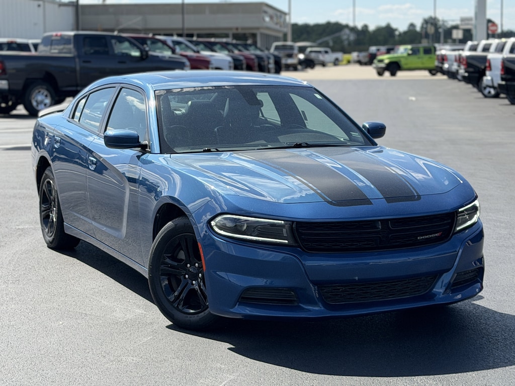 Used 2022 Dodge Charger SXT Sedan