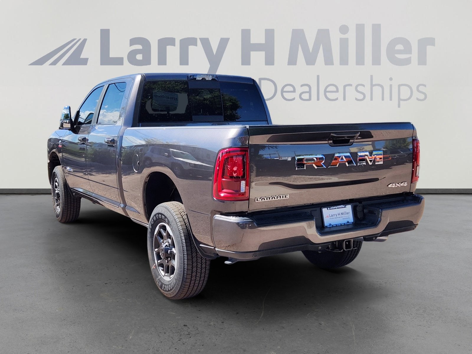 2025 RAM 2500 Laramie - Photo 7