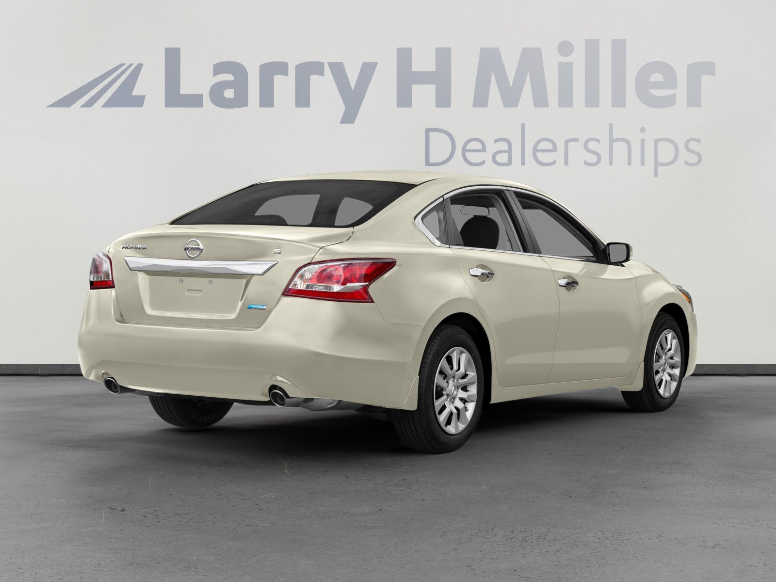 Used 2015 Nissan Altima S with VIN 1N4AL3AP3FN305972 for sale in Albuquerque, NM