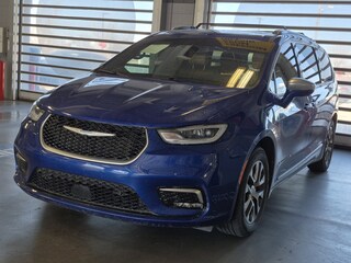 Used 2021 Chrysler Pacifica Pinnacle Van Passenger Van Albuquerque, NM