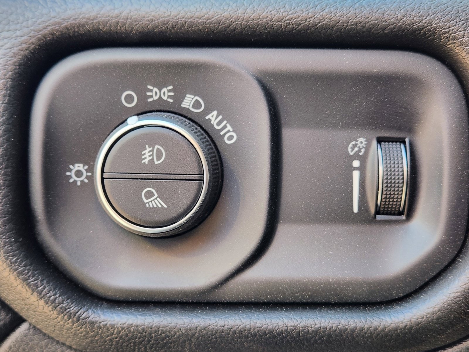 2025 RAM 2500 Tradesman - Photo 15