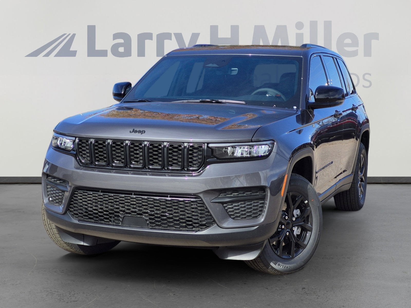 2025 Jeep Grand Cherokee Altitude's photo