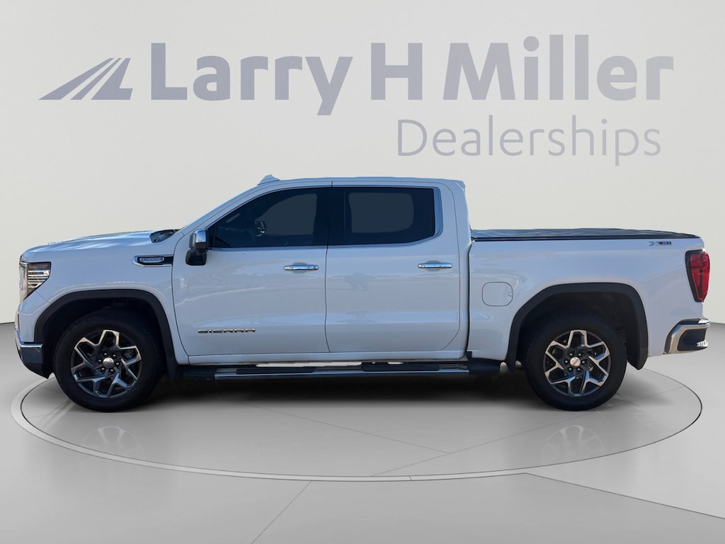 Used 2023 GMC Sierra 1500 SLT Truck Crew Cab