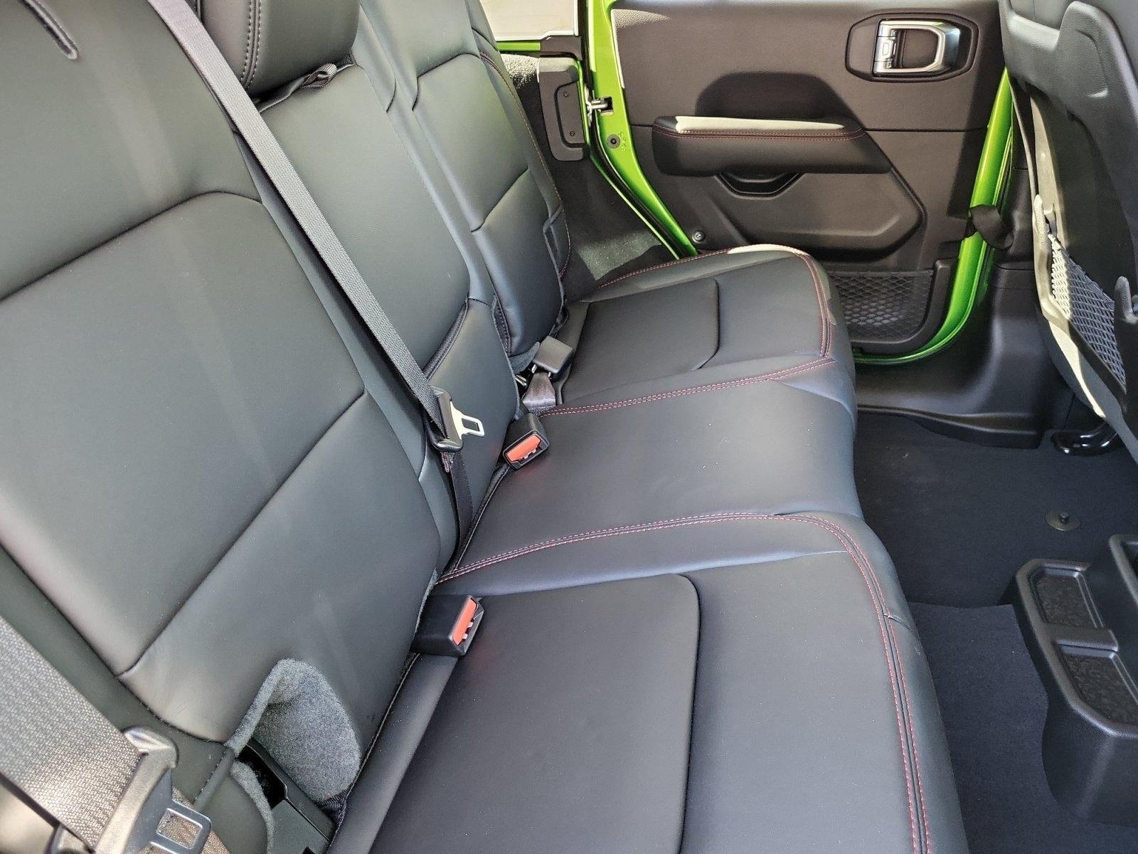 2025 Jeep Wrangler 4-Door Rubicon - Photo 18