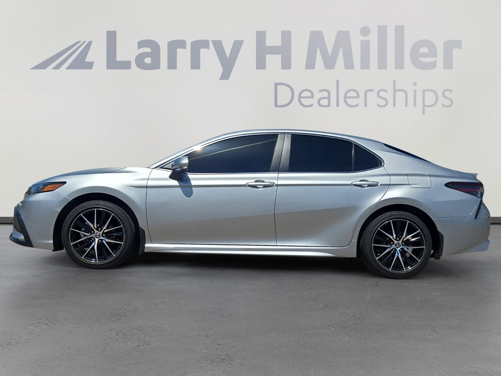Used 2024 Toyota Camry SE with VIN 4T1G11AK8RU201194 for sale in Albuquerque, NM