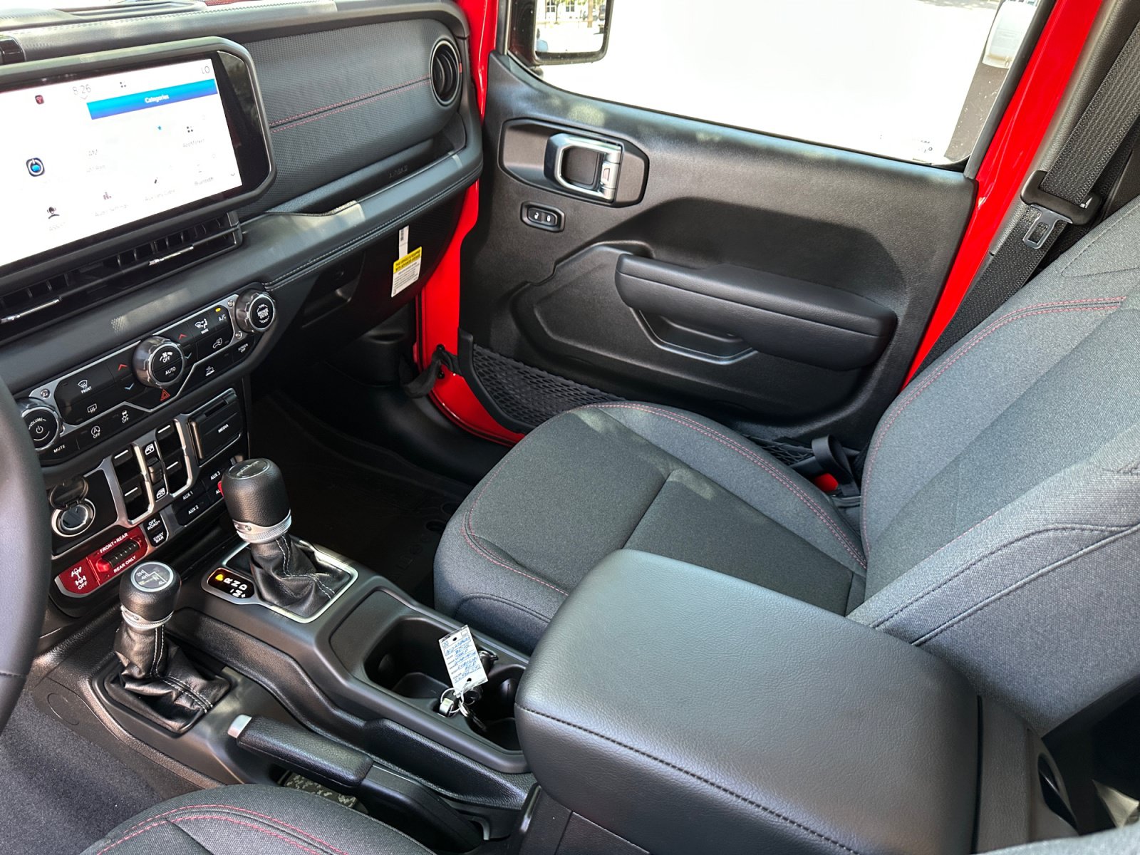 2025 Jeep Gladiator Rubicon - Photo 18