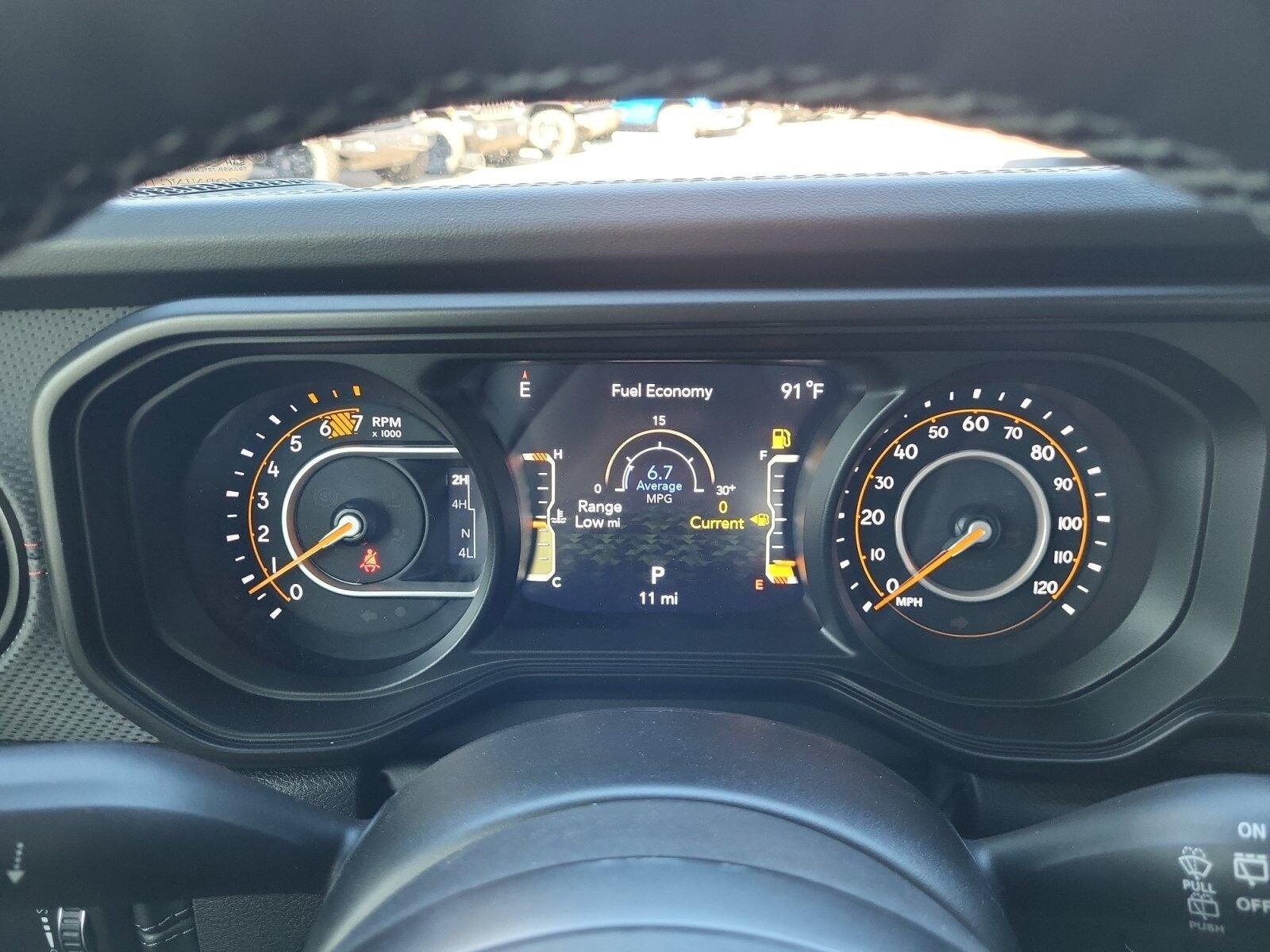 2025 Jeep Wrangler 4-Door Rubicon - Photo 10