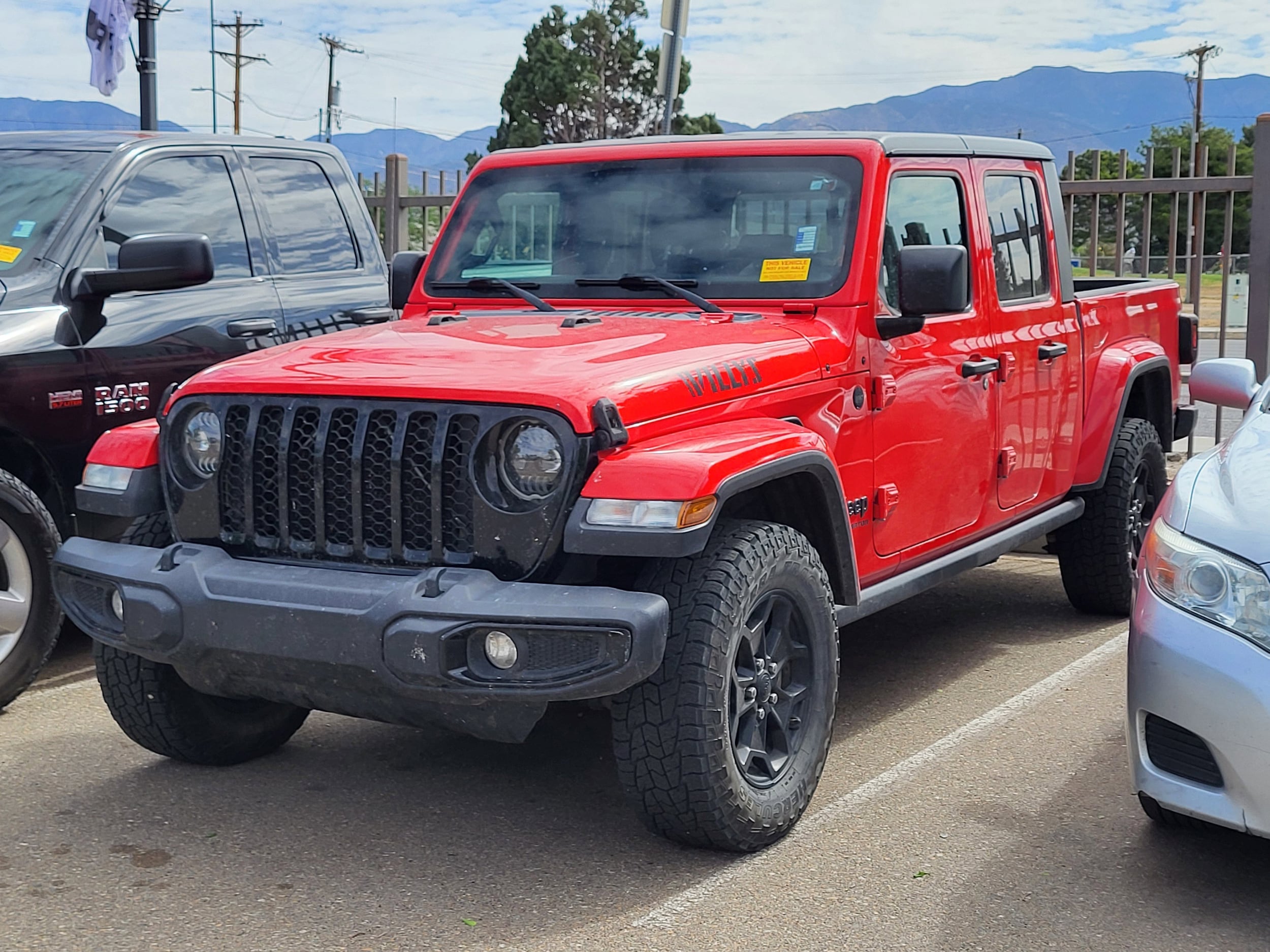 2021 Jeep Gladiator WILLYS SPORT