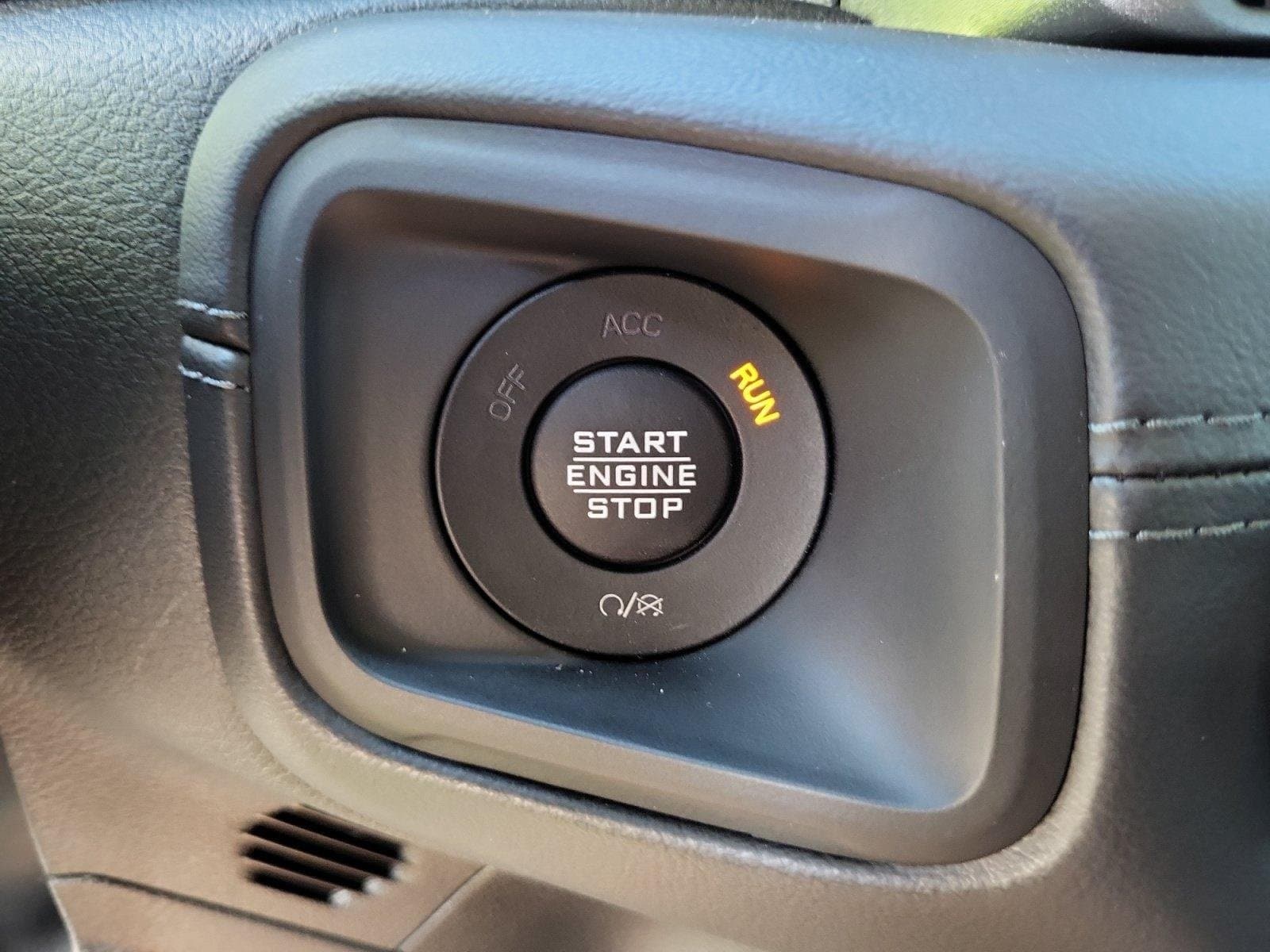 2025 Jeep Wrangler 4-Door Rubicon - Photo 29